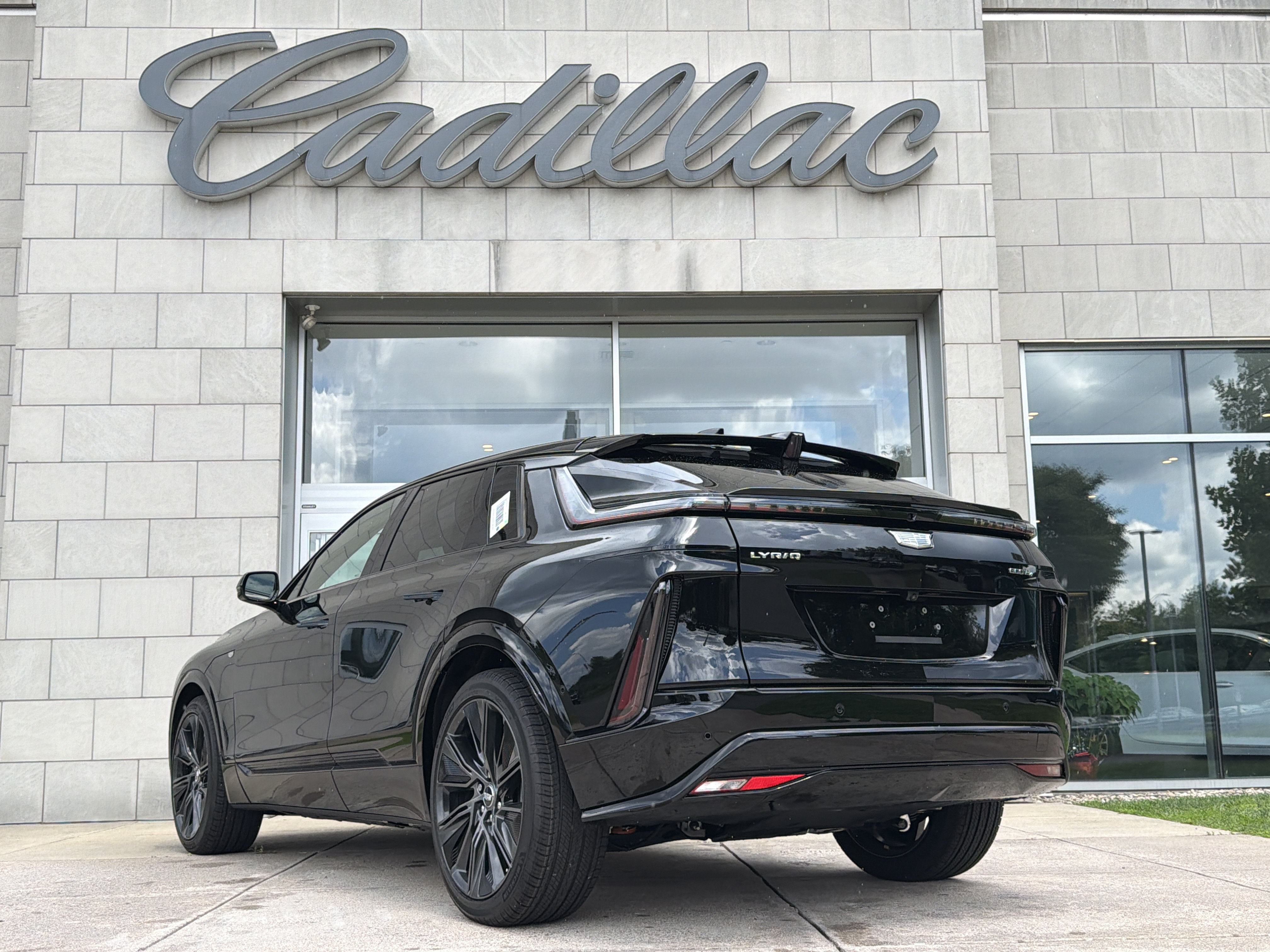 2026 Cadillac LYRIQ Signature Sport