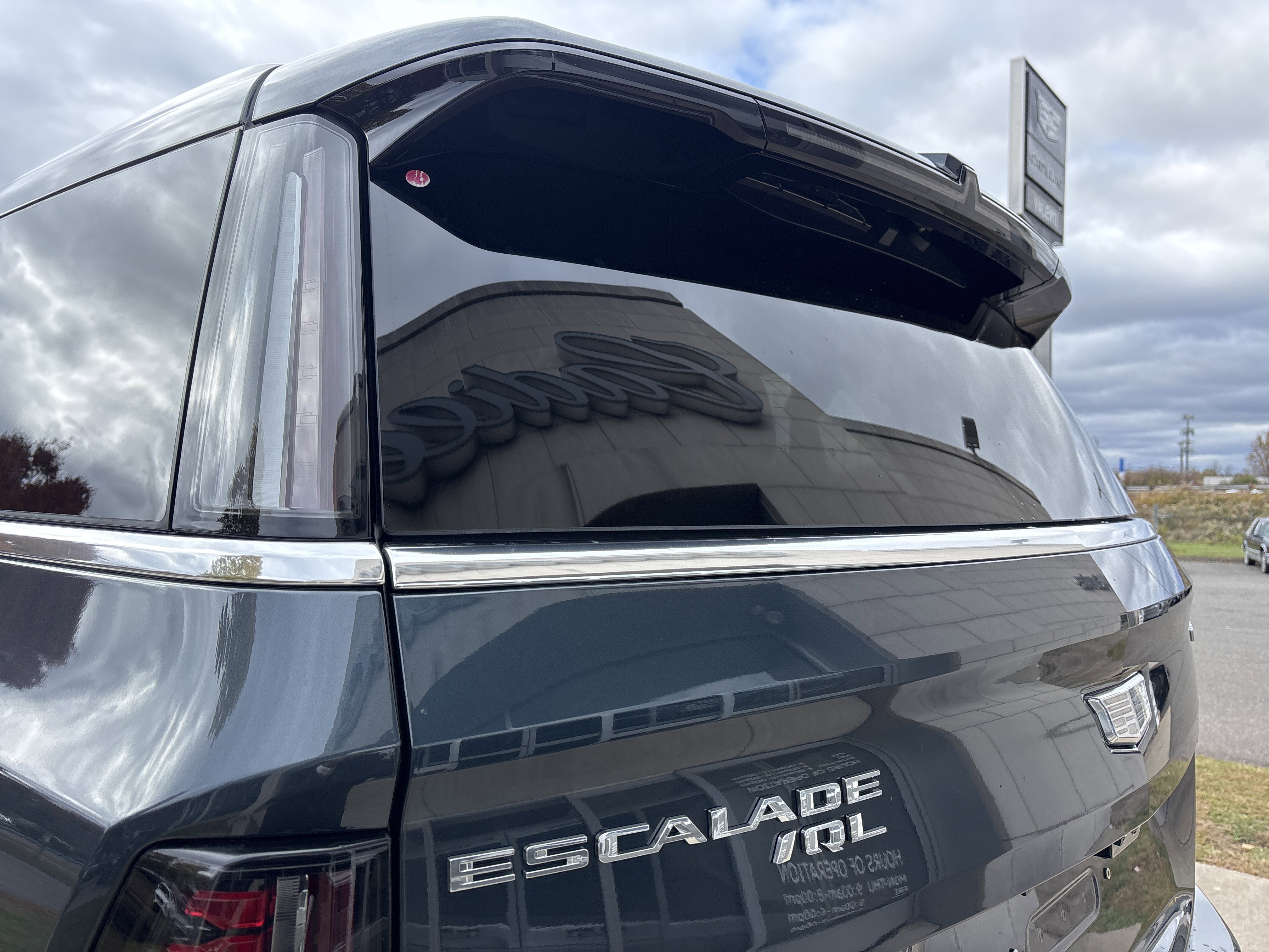 2026 Cadillac ESCALADE IQL Luxury
