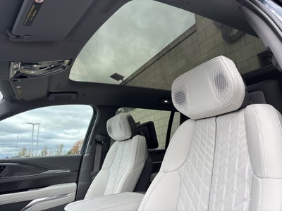 2026 Cadillac ESCALADE IQL Luxury