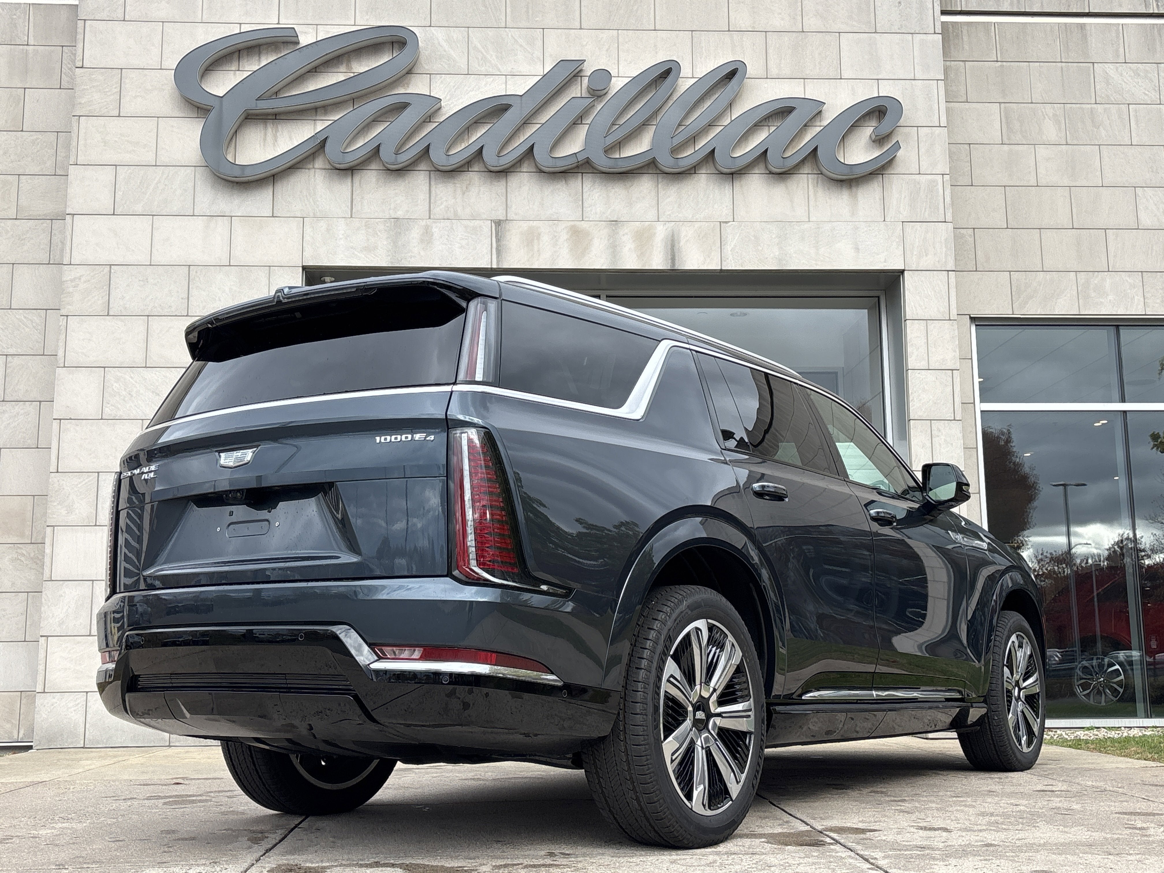 2026 Cadillac ESCALADE IQL Luxury
