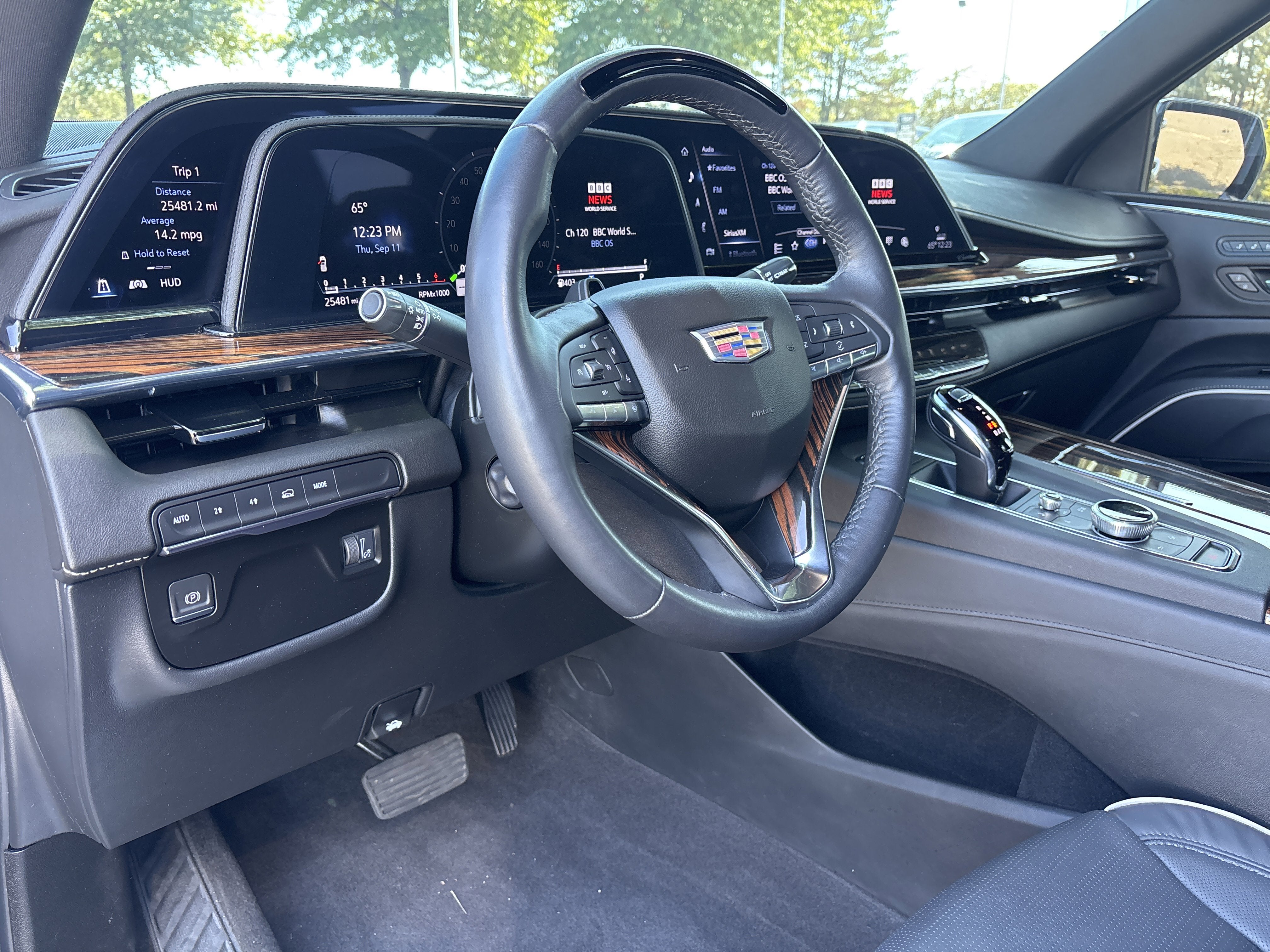 2024 Cadillac Escalade Premium Luxury