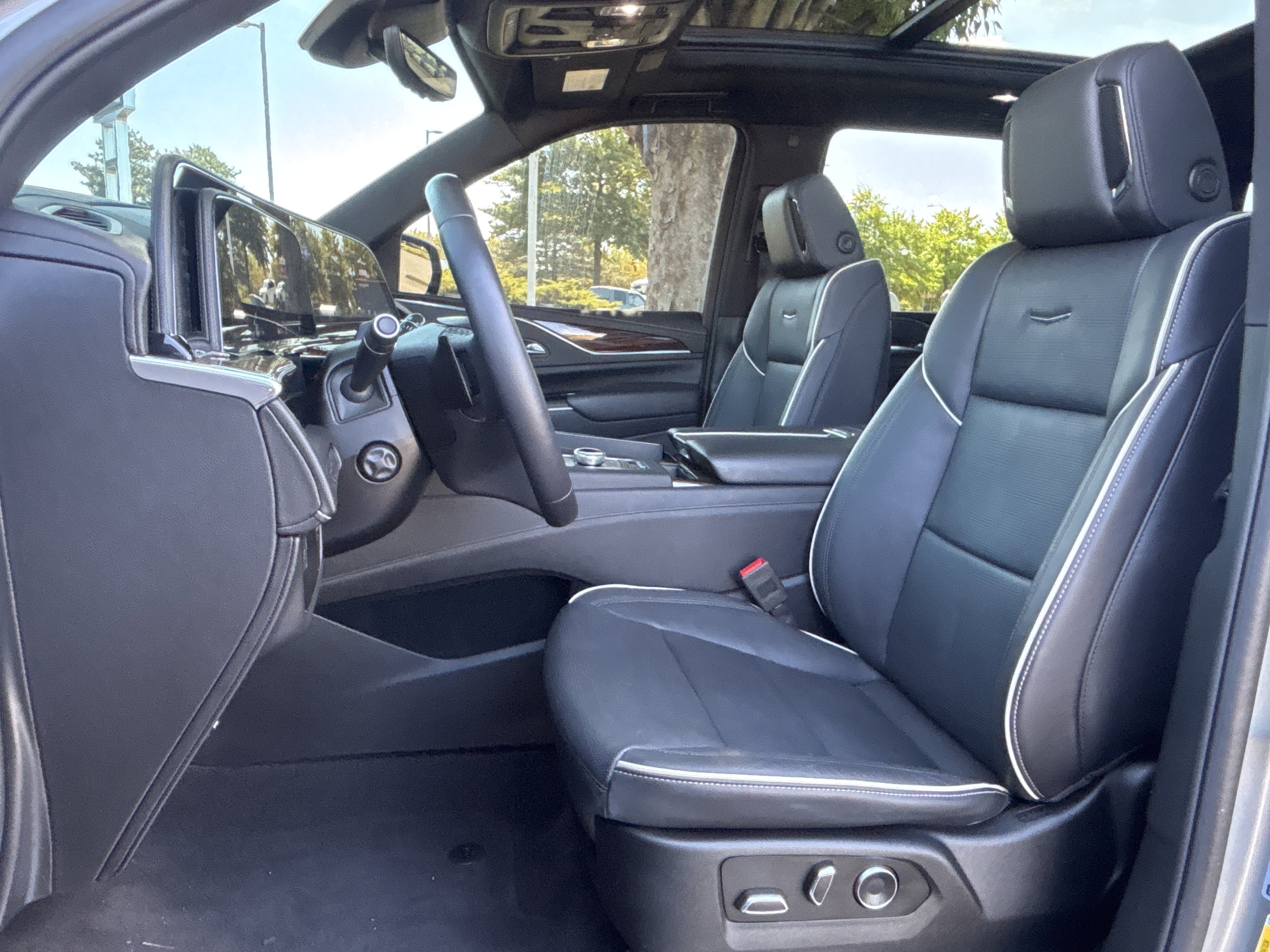 2024 Cadillac Escalade Premium Luxury