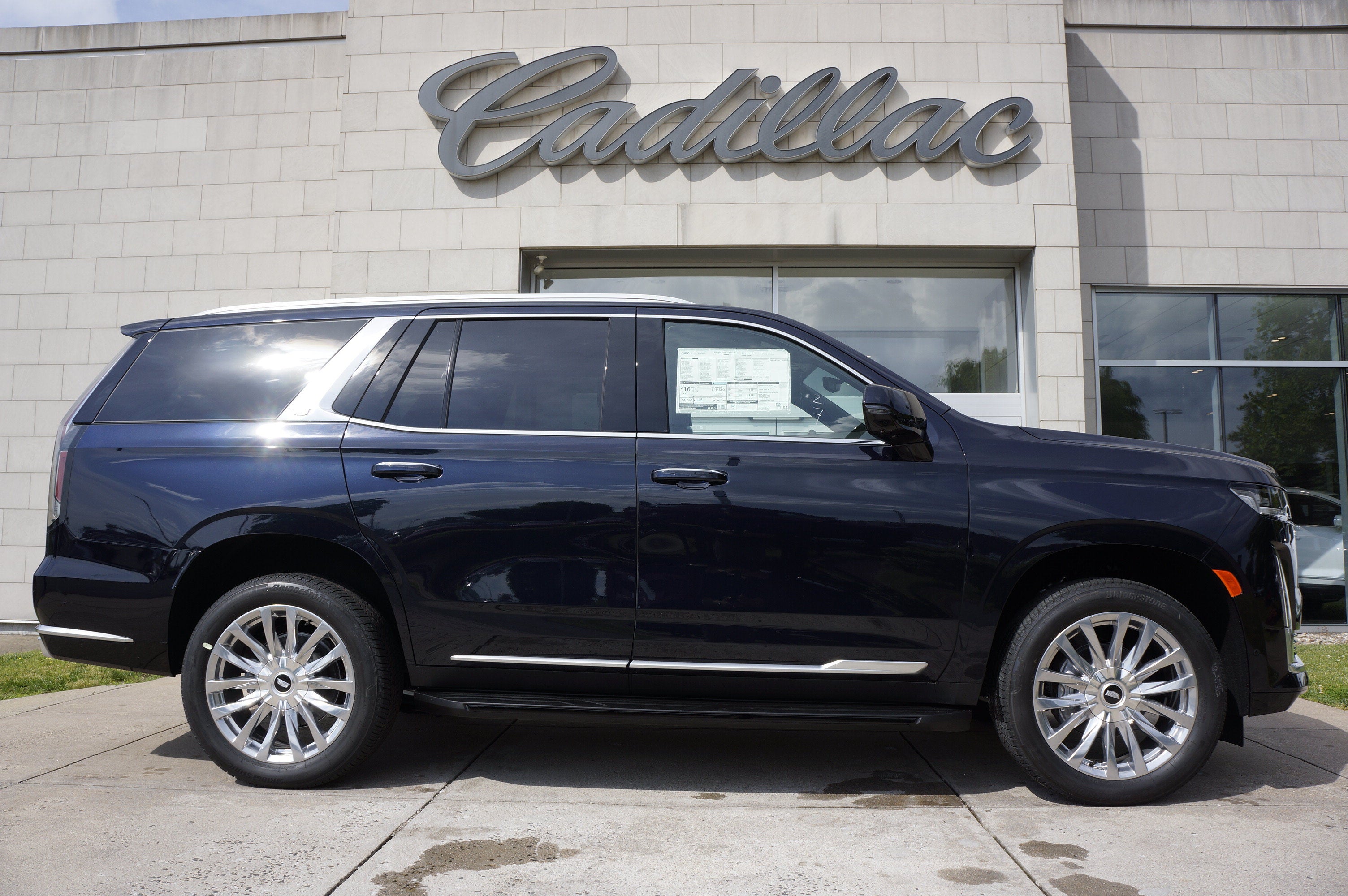 2024 Cadillac Escalade Premium Luxury