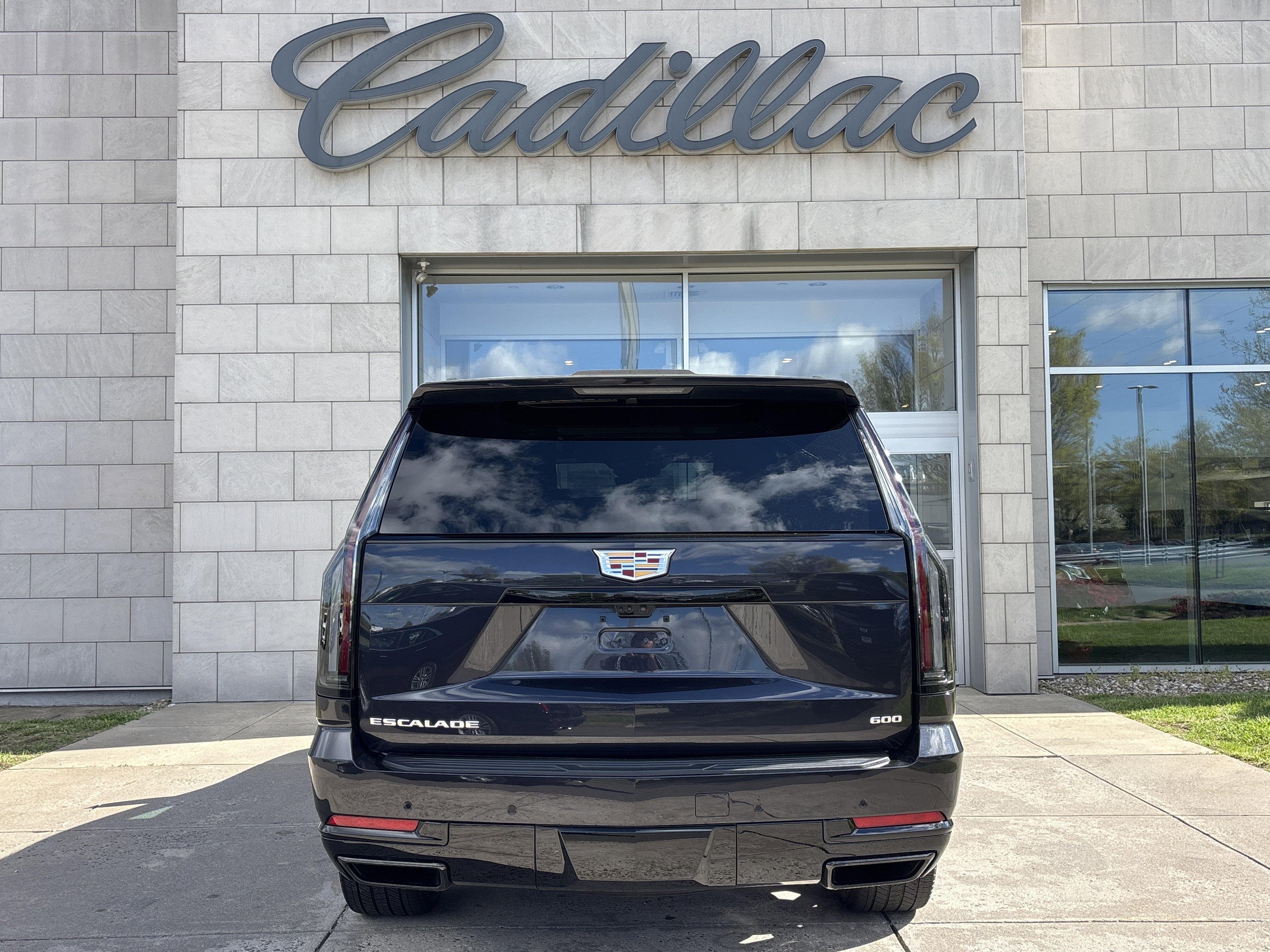 2025 Cadillac Escalade Sport Platinum