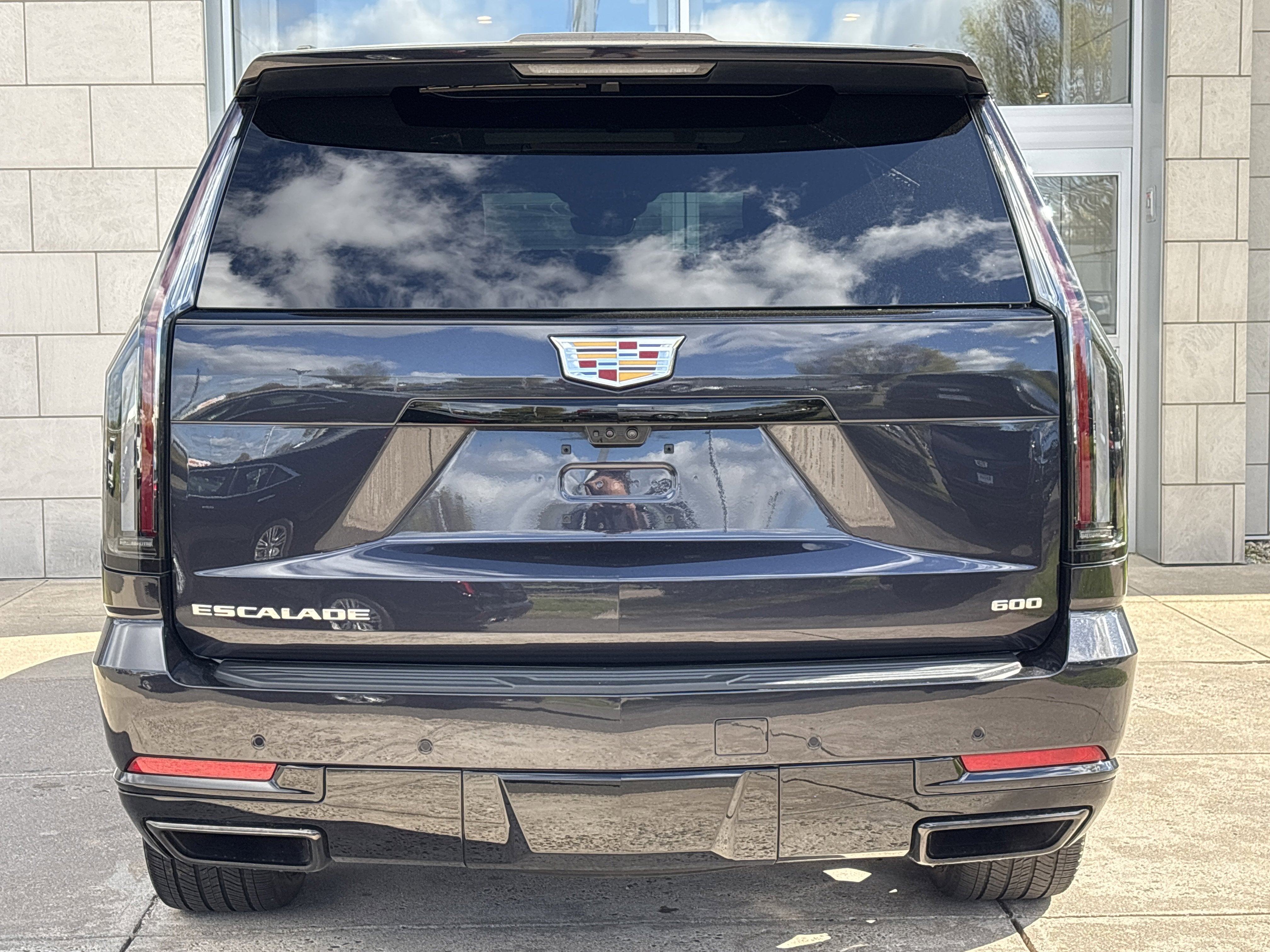 2025 Cadillac Escalade Sport Platinum