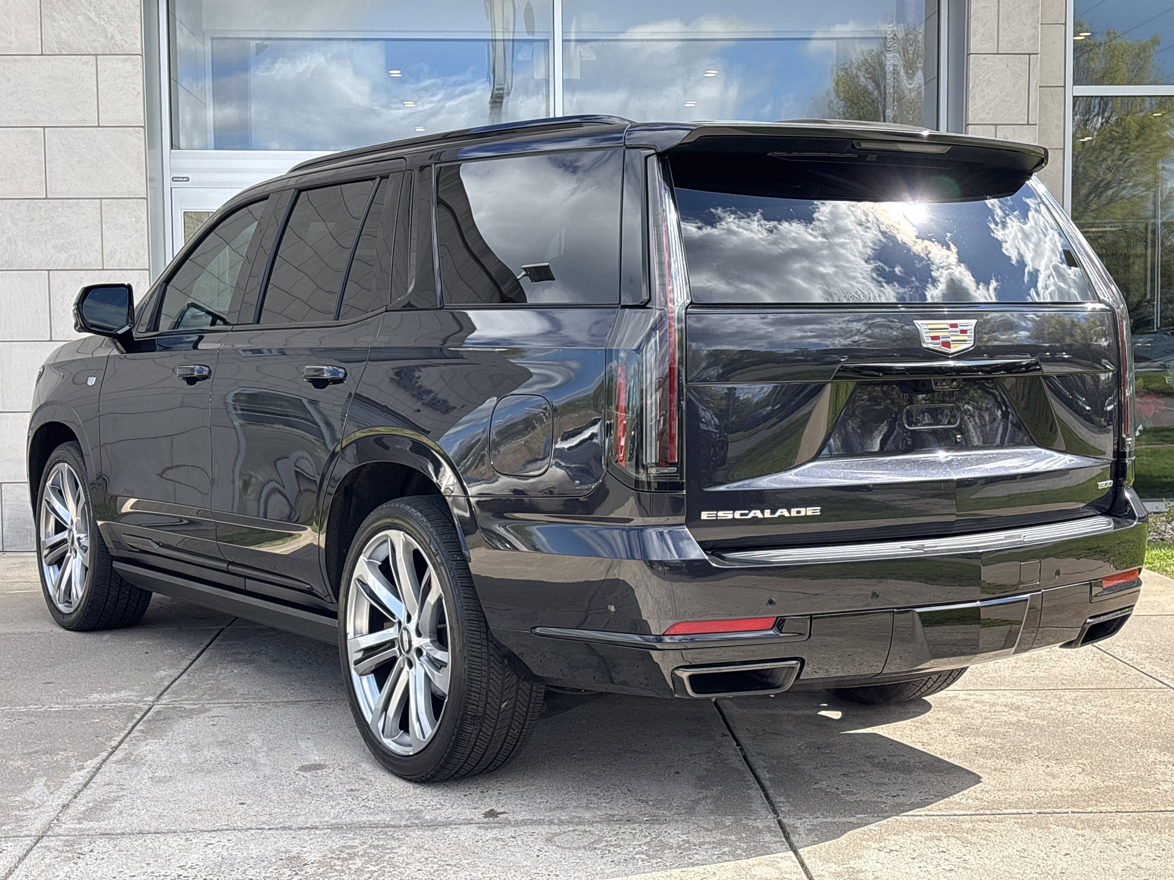 2025 Cadillac Escalade Sport Platinum