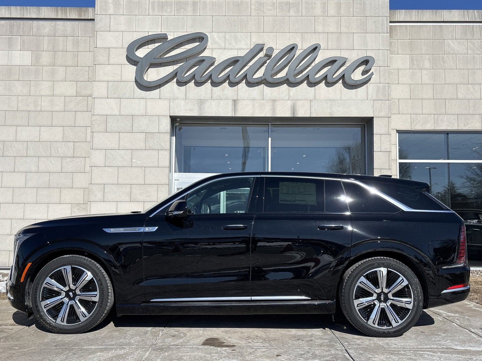 2025 Cadillac ESCALADE IQ Luxury 2