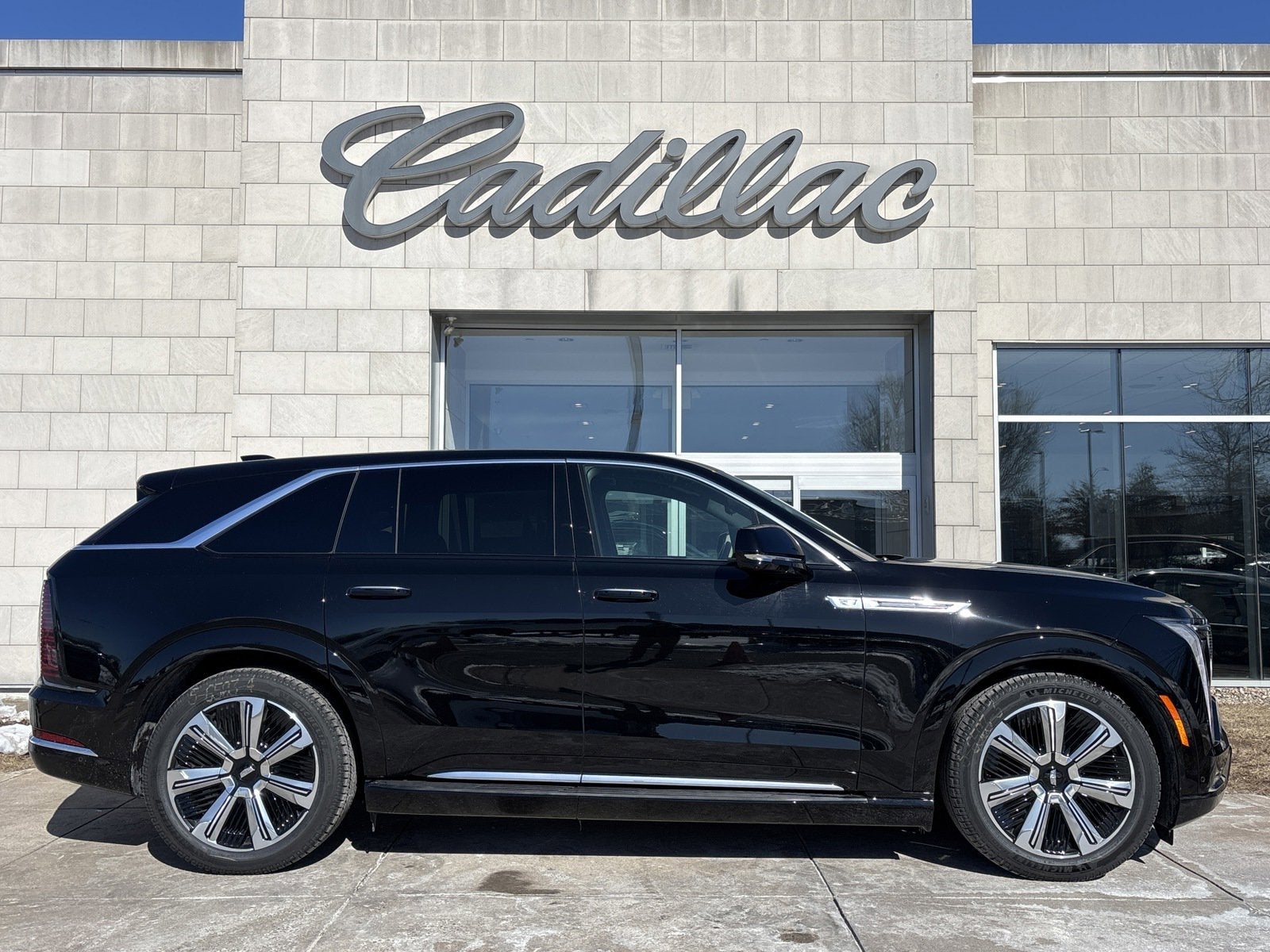 2025 Cadillac ESCALADE IQ Luxury 2