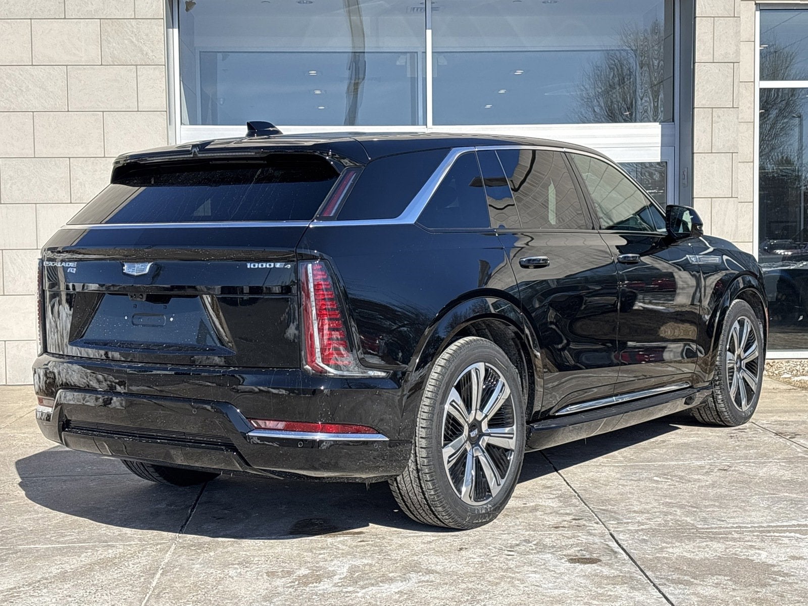 2025 Cadillac ESCALADE IQ Luxury 2