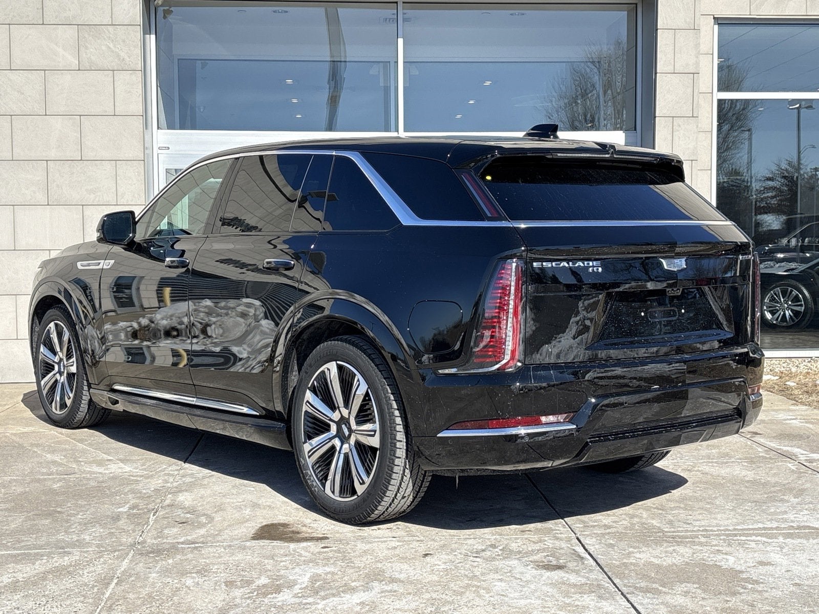 2025 Cadillac ESCALADE IQ Luxury 2