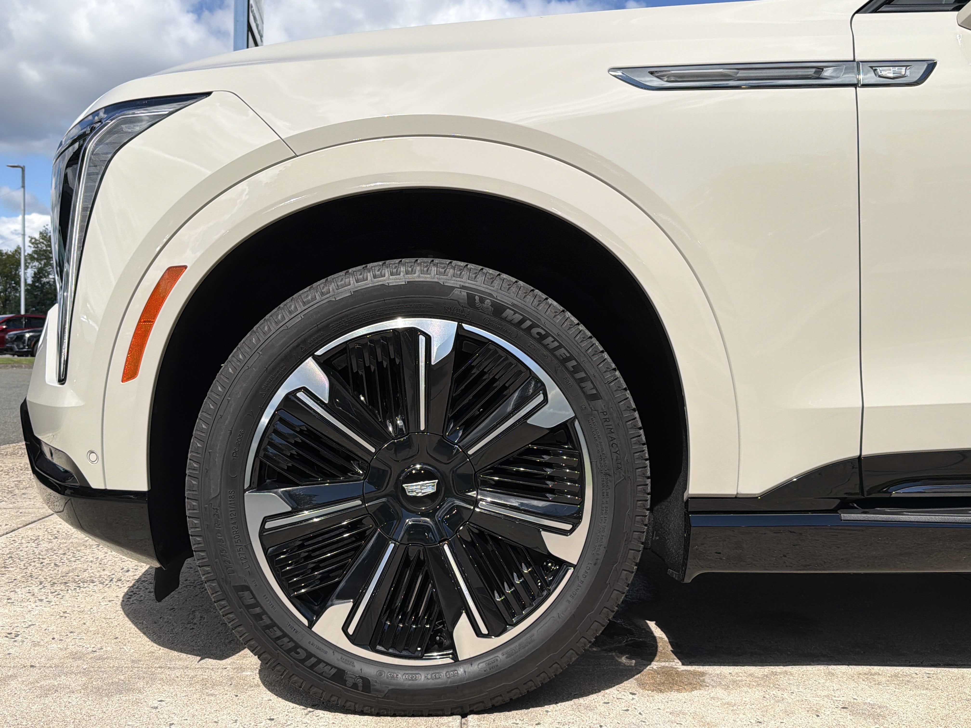 2026 Cadillac ESCALADE IQ Premium Sport