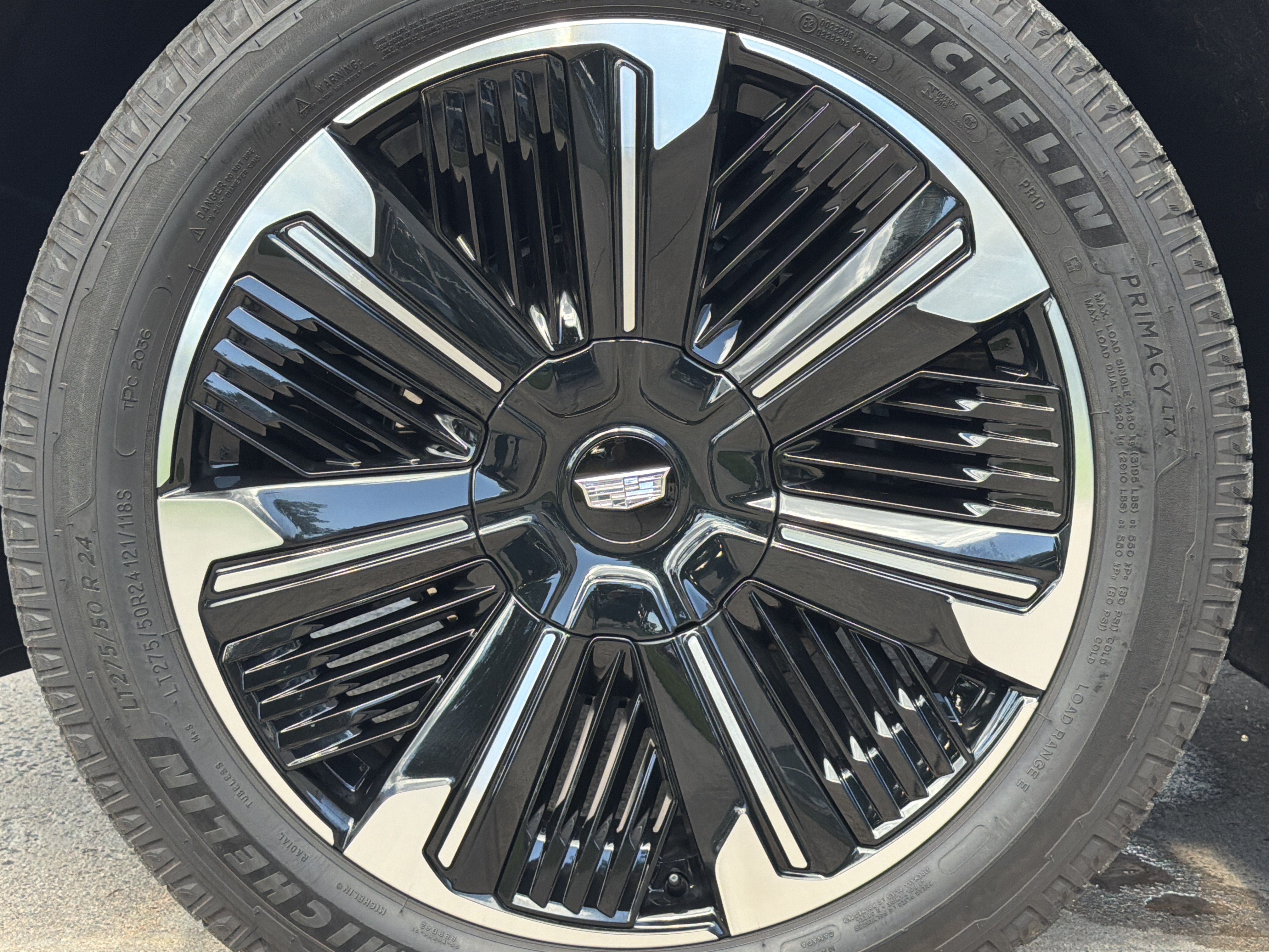 2026 Cadillac ESCALADE IQ Premium Sport