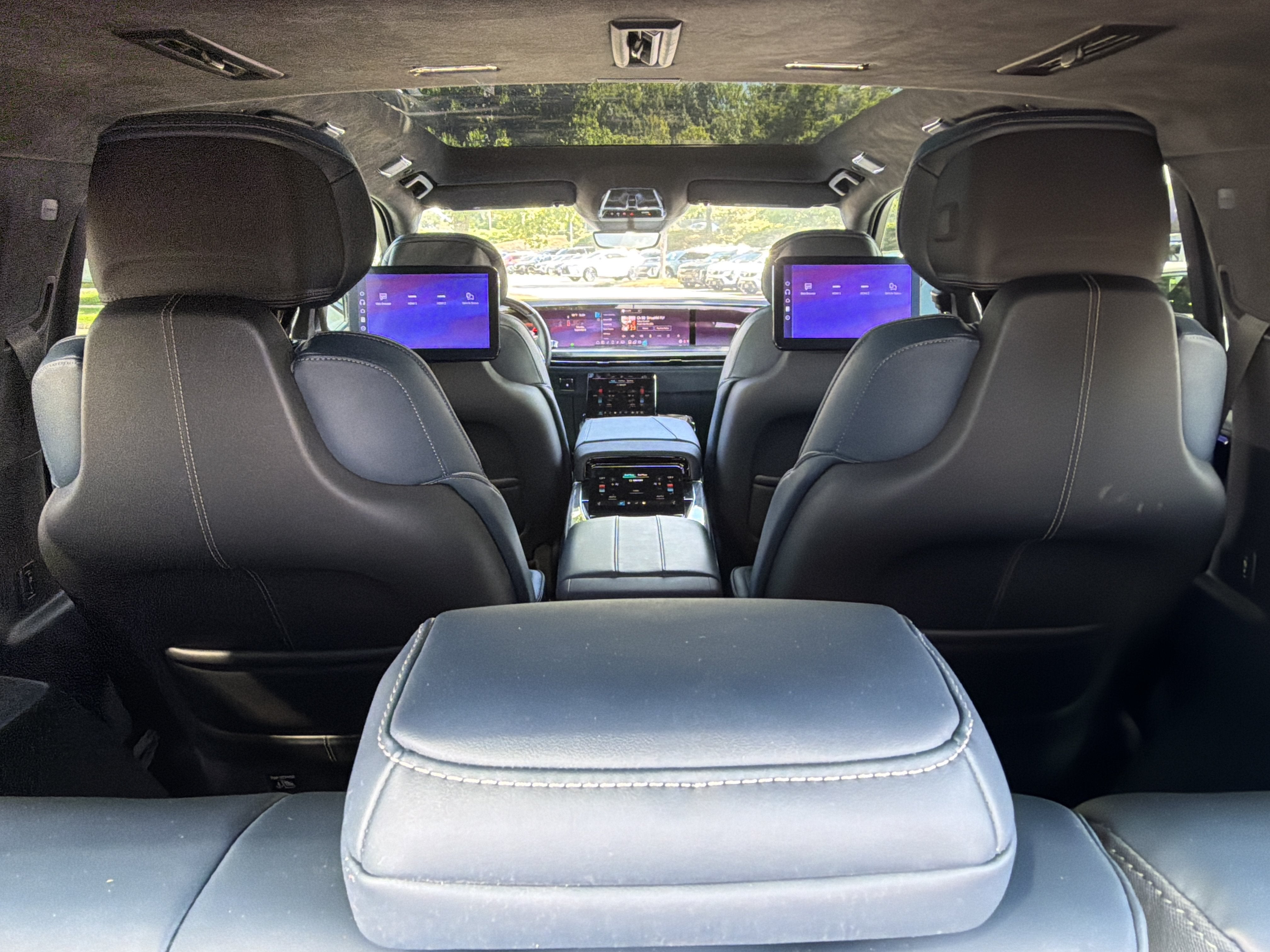2026 Cadillac ESCALADE IQ Premium Sport