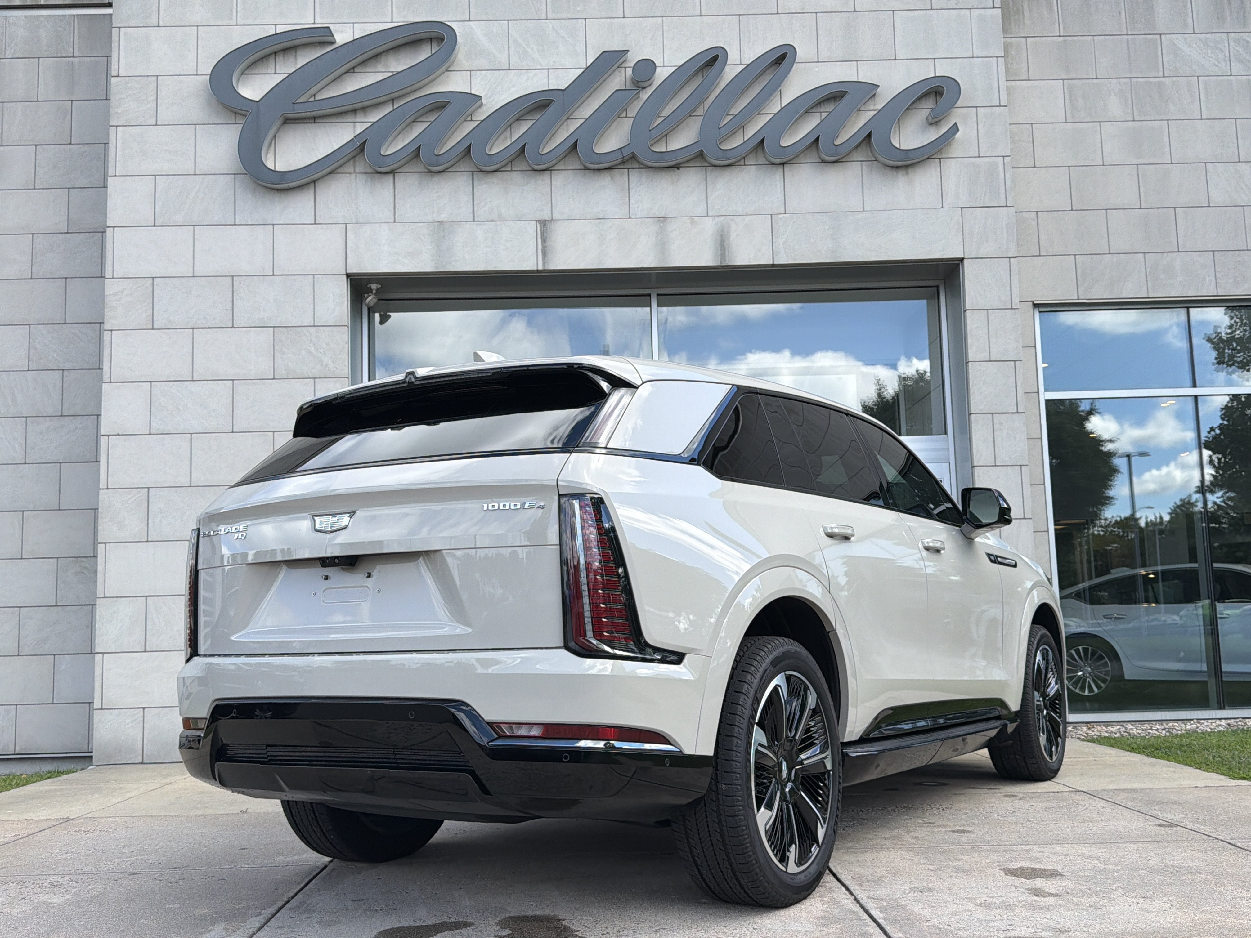 2026 Cadillac ESCALADE IQ Premium Sport