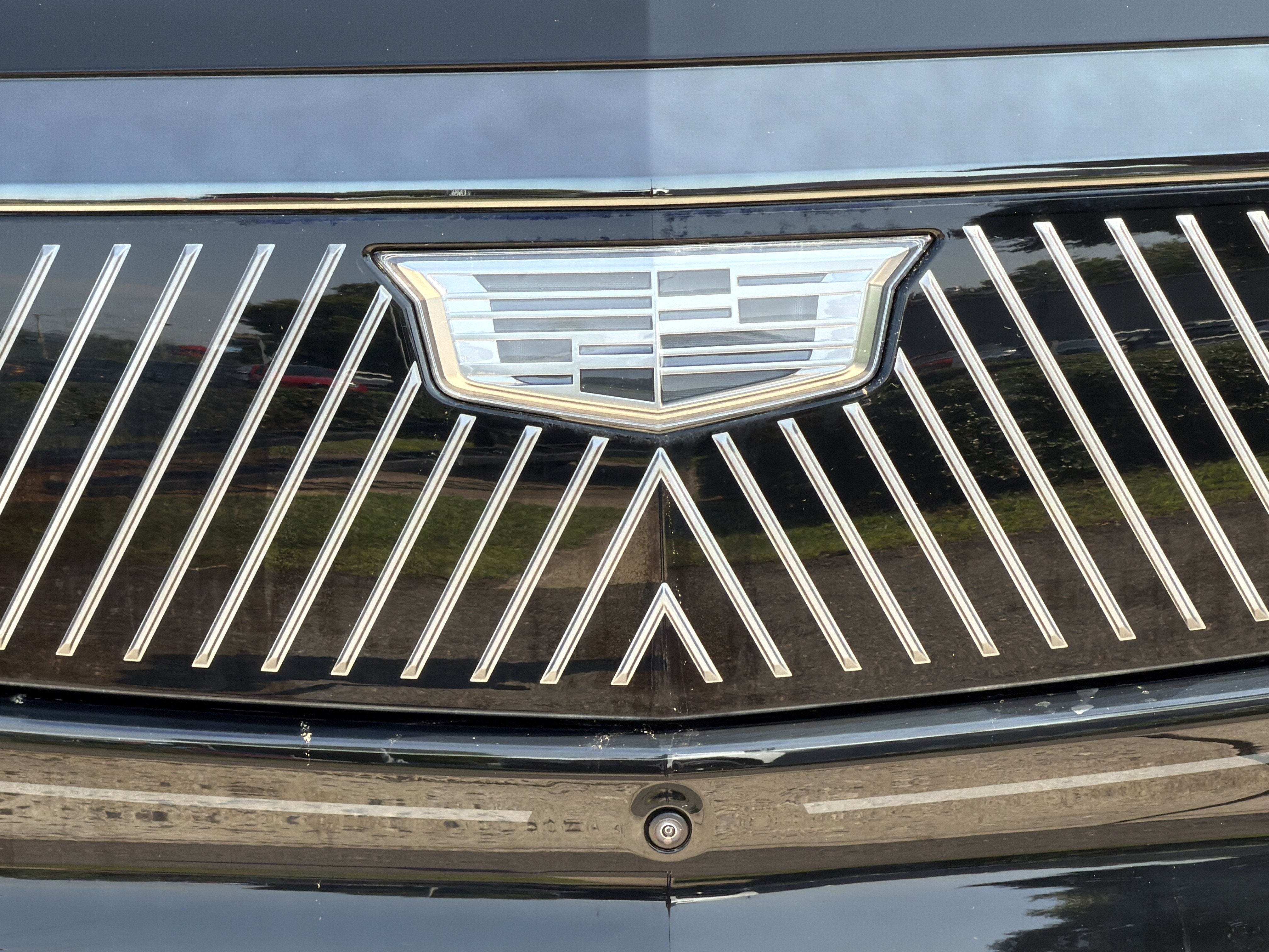 2025 Cadillac ESCALADE IQ Sport 2
