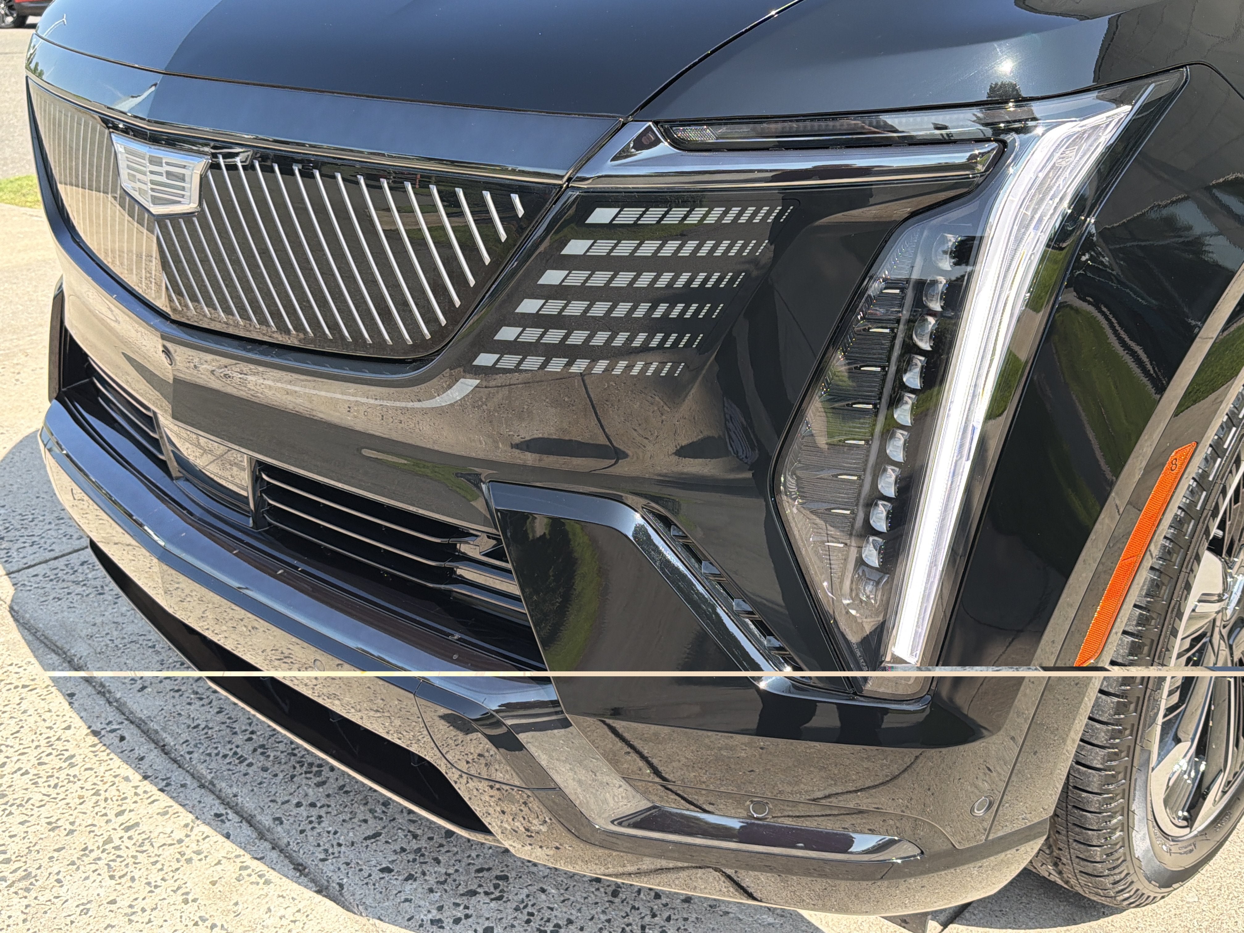 2025 Cadillac ESCALADE IQ Sport 2