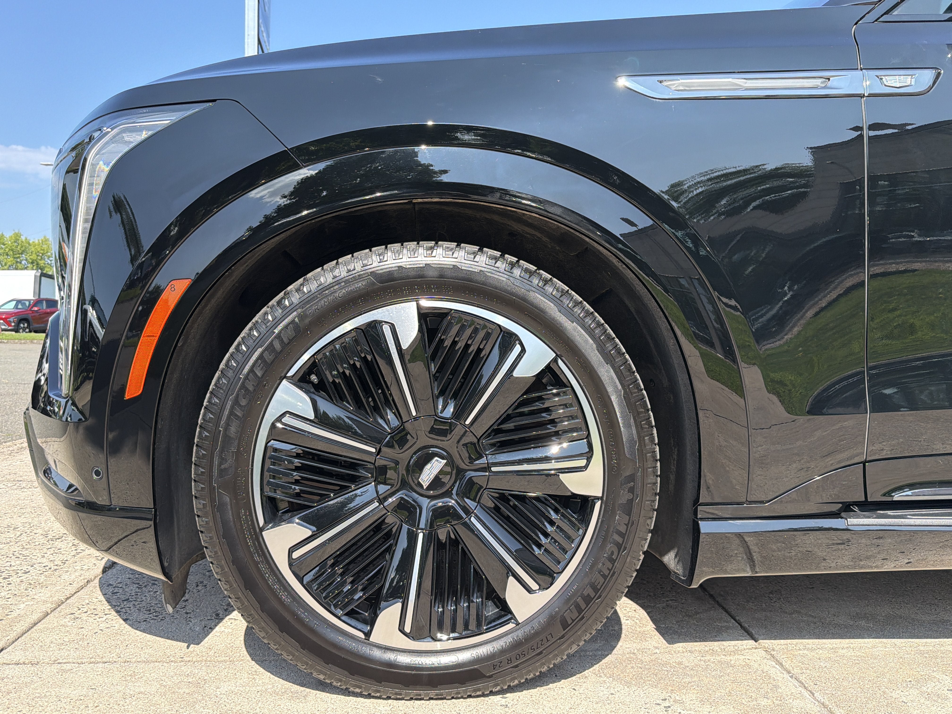 2025 Cadillac ESCALADE IQ Sport 2