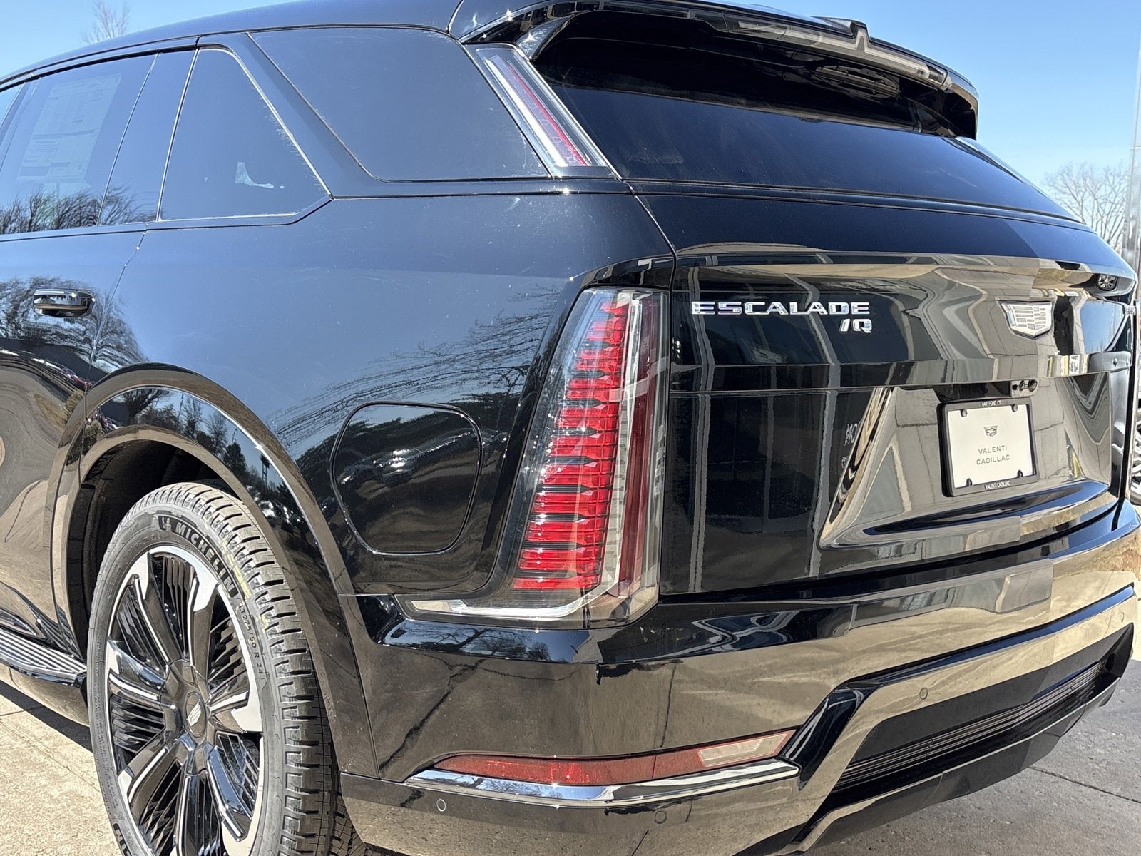 2025 Cadillac ESCALADE IQ Sport 2