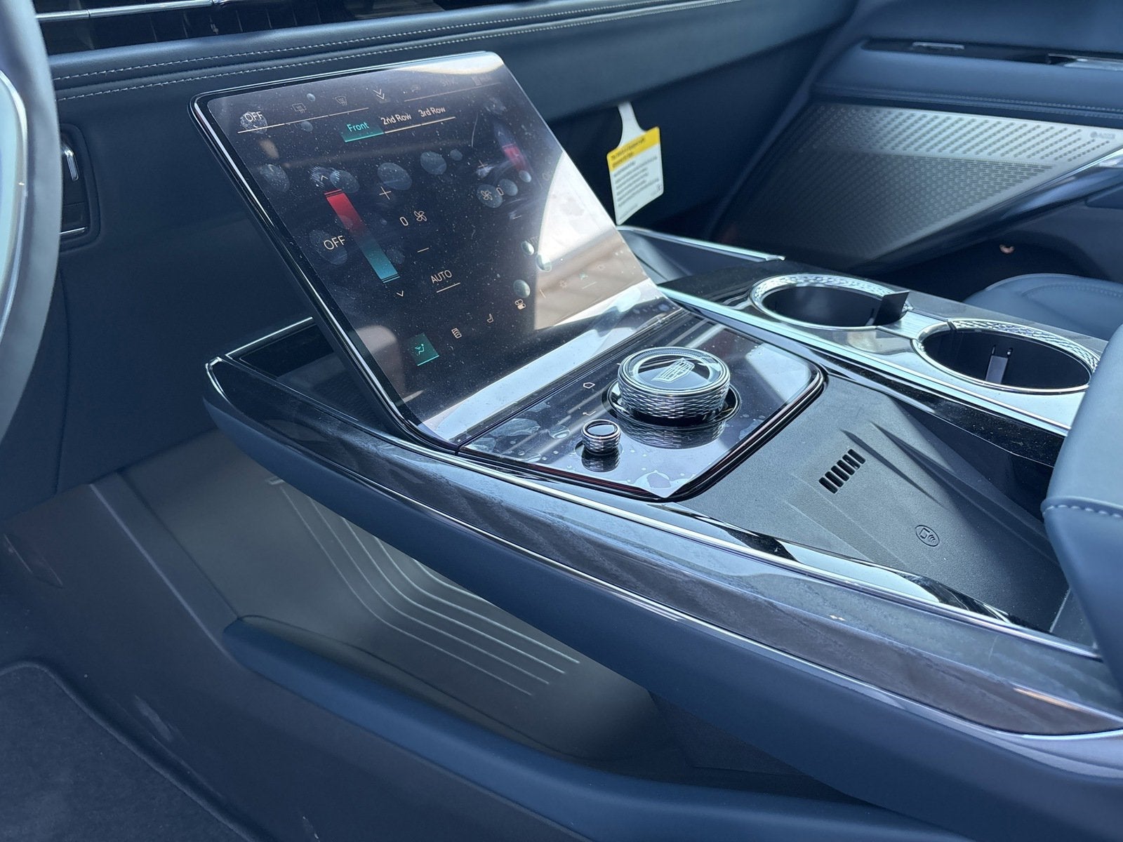 2025 Cadillac ESCALADE IQ Sport 2