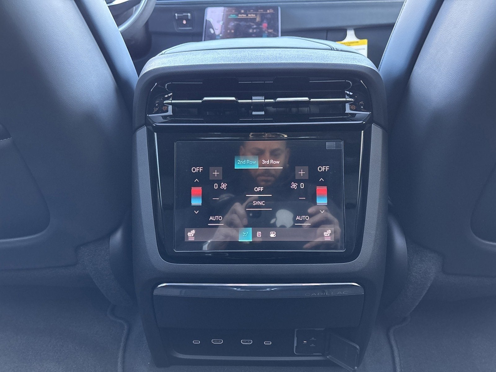 2025 Cadillac ESCALADE IQ Sport 2