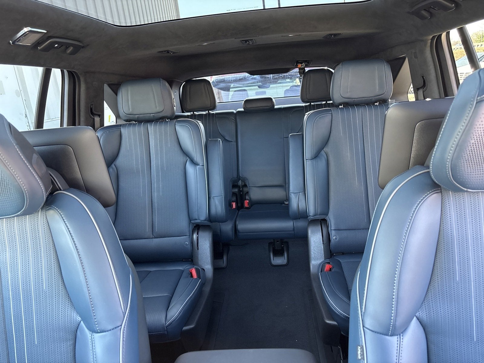 2025 Cadillac ESCALADE IQ Sport 2