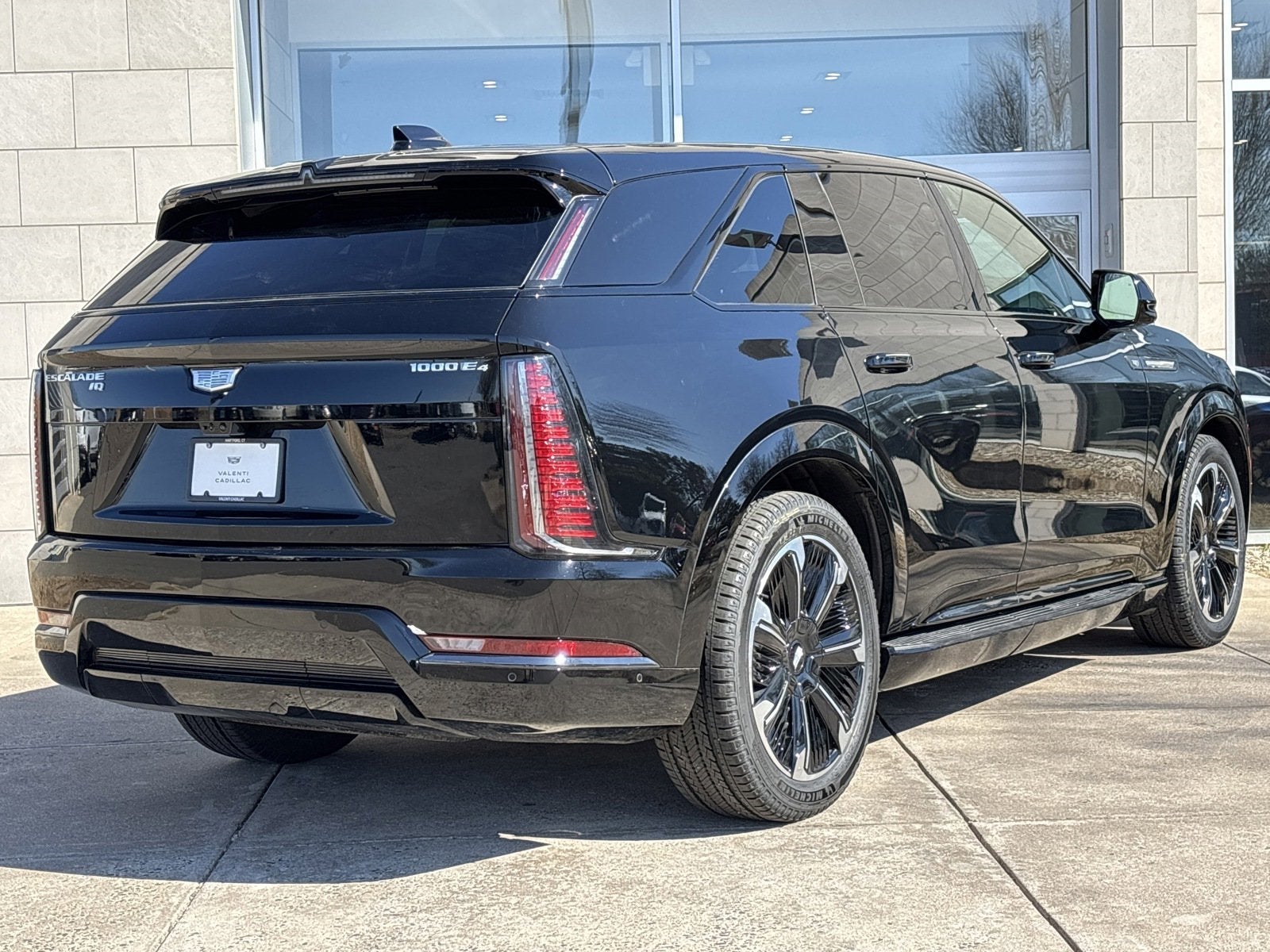 2025 Cadillac ESCALADE IQ Sport 2