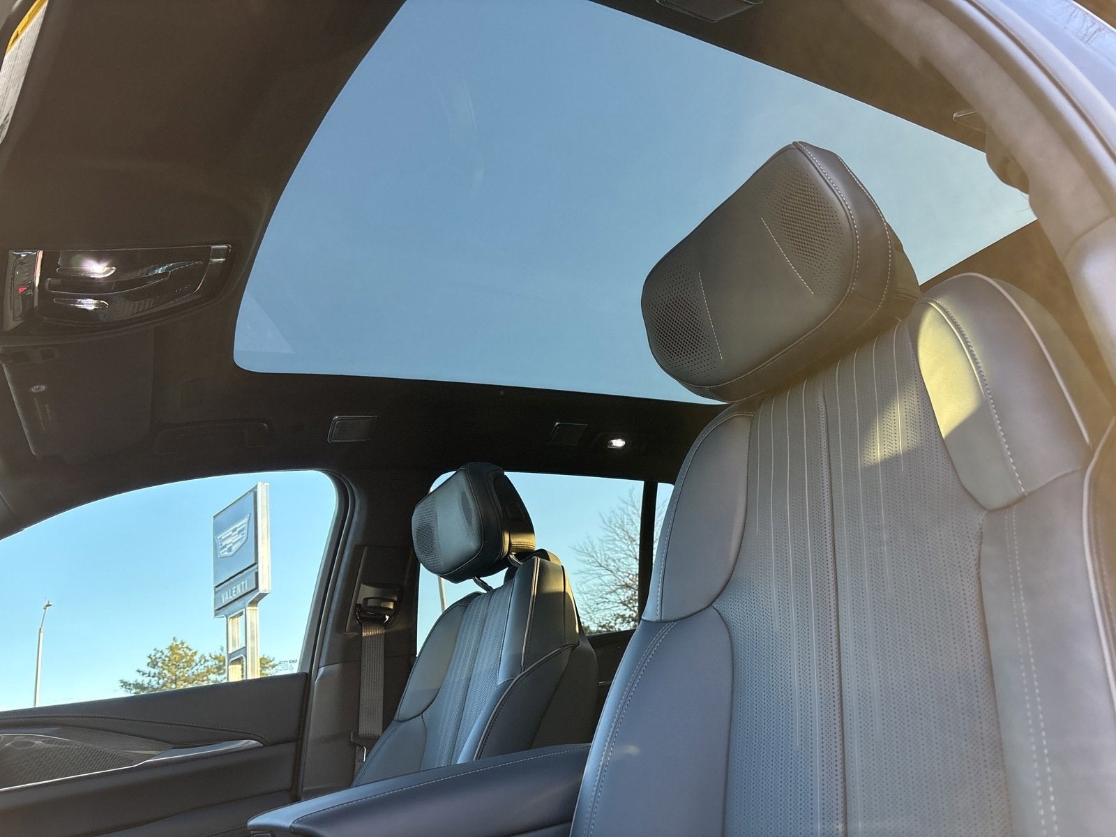 2025 Cadillac ESCALADE IQ Sport 2