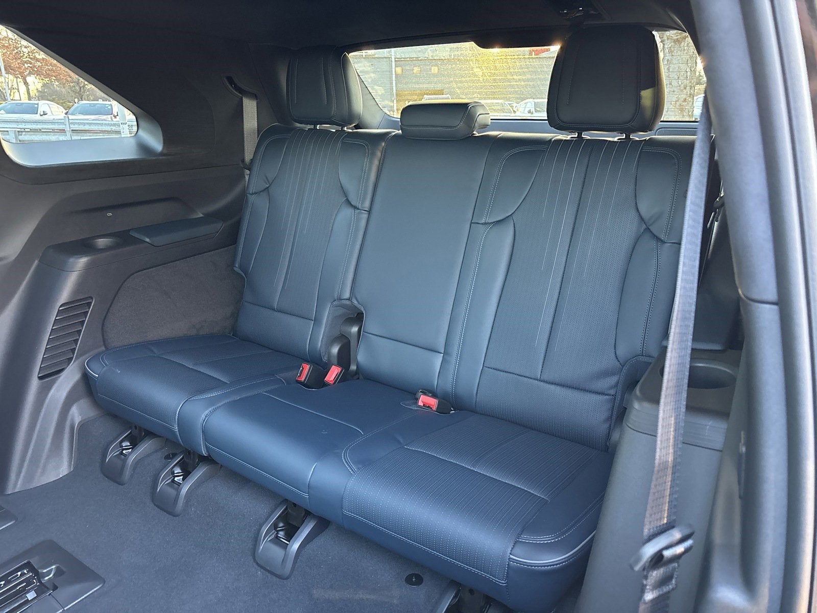 2025 Cadillac ESCALADE IQ Sport 2