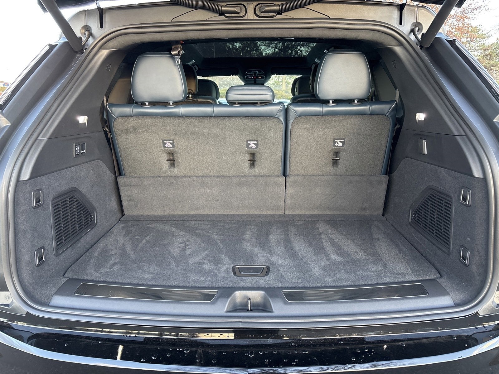 2025 Cadillac ESCALADE IQ Sport 2