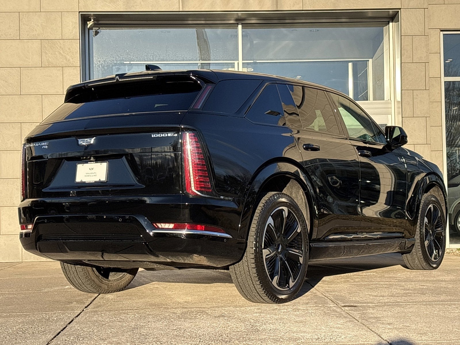 2025 Cadillac ESCALADE IQ Sport 2