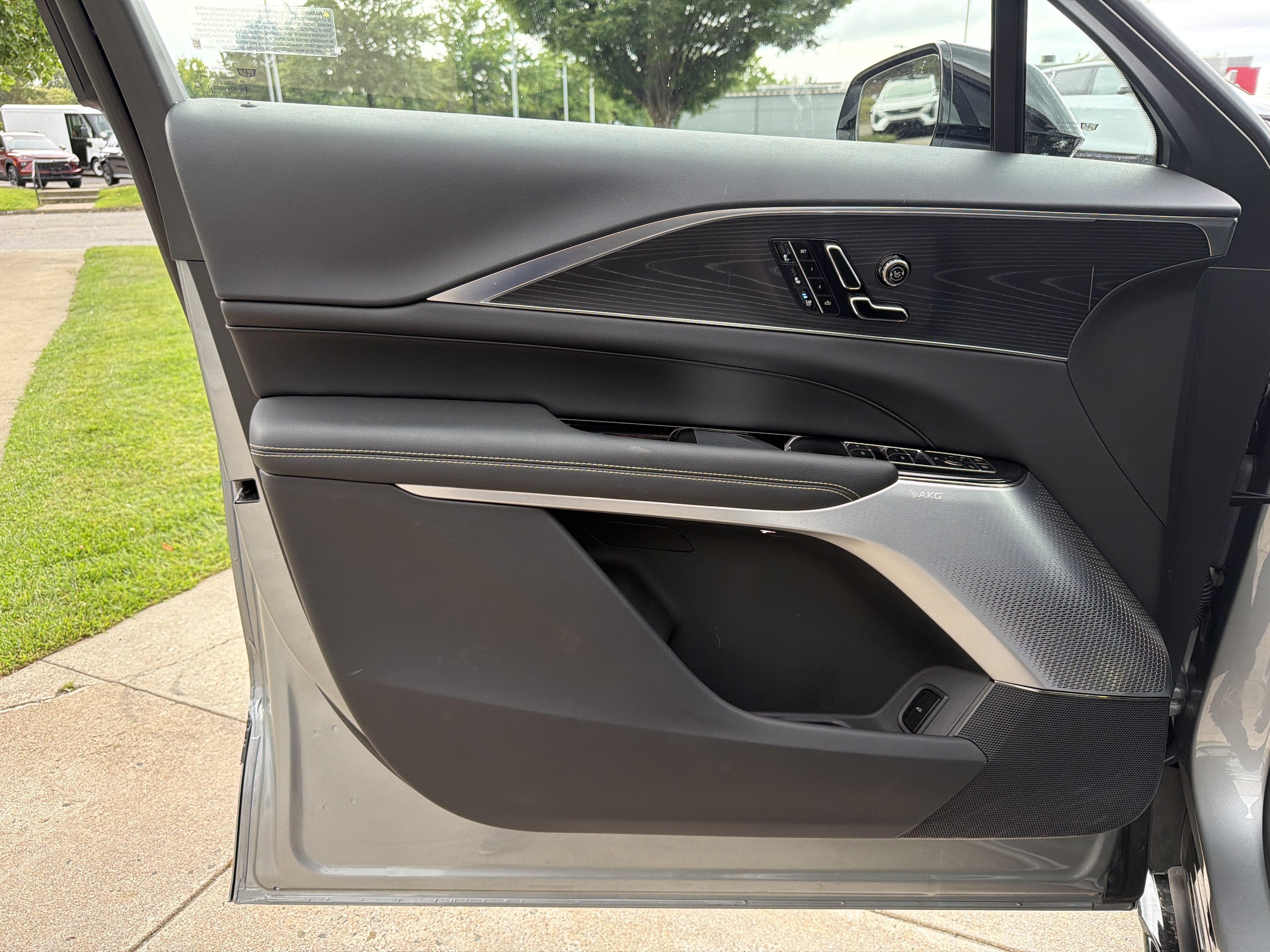 2026 Cadillac LYRIQ V-Series