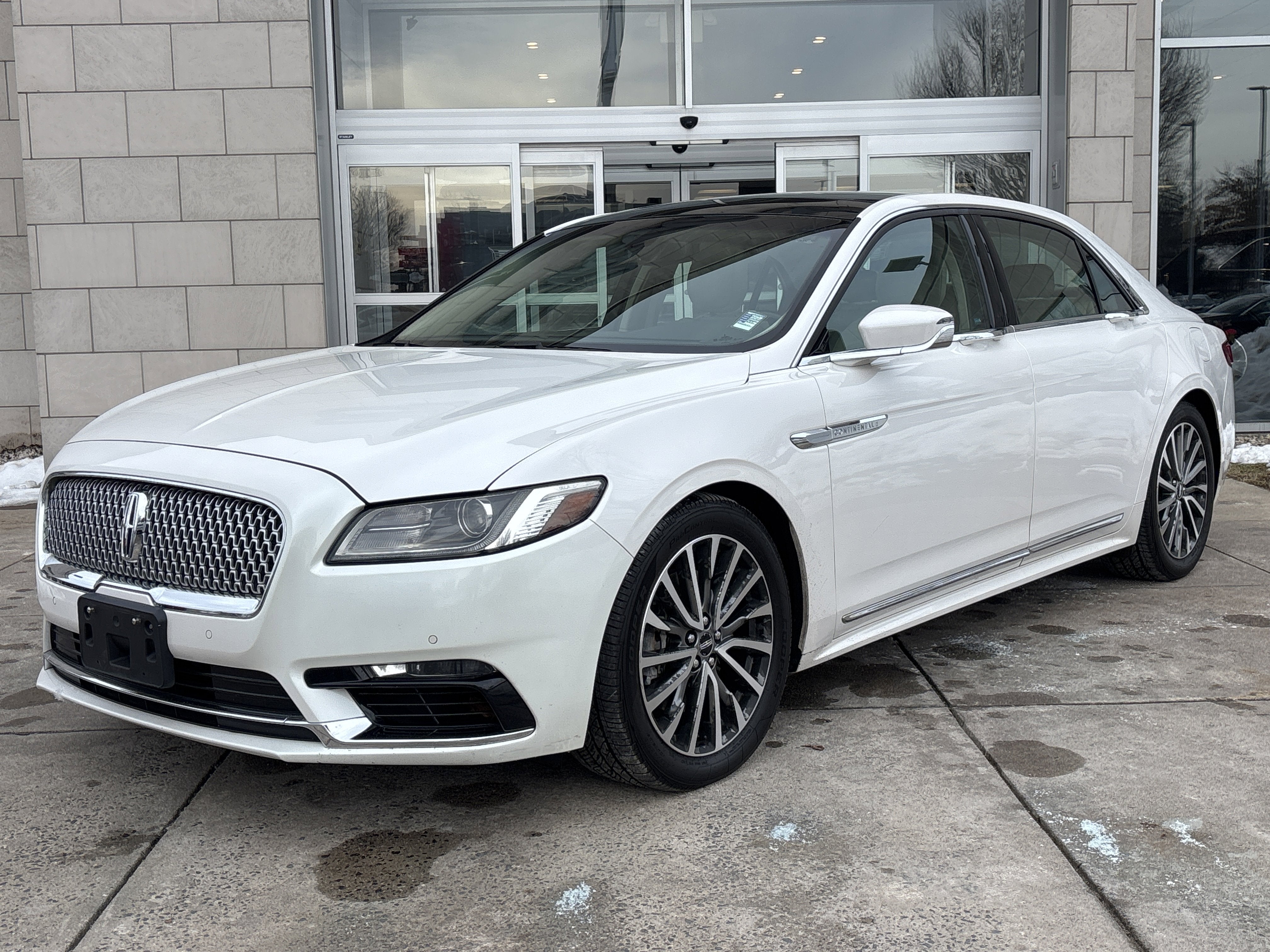 2017 Lincoln Continental Select