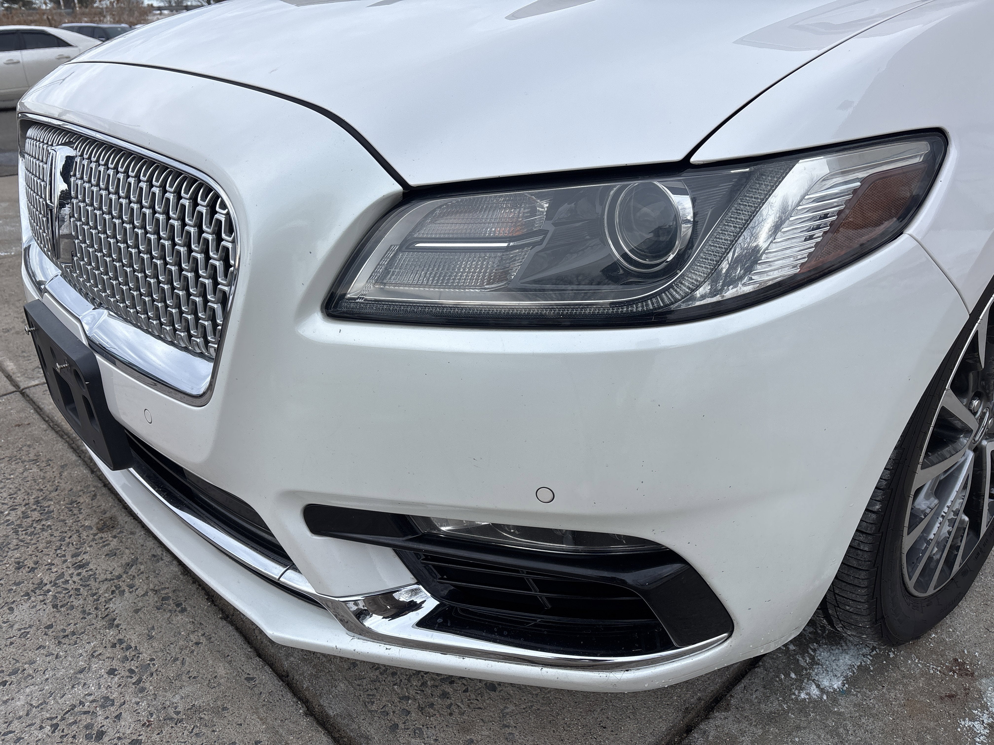 2017 Lincoln Continental Select