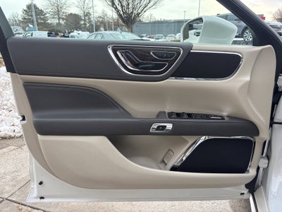 2017 Lincoln Continental Select