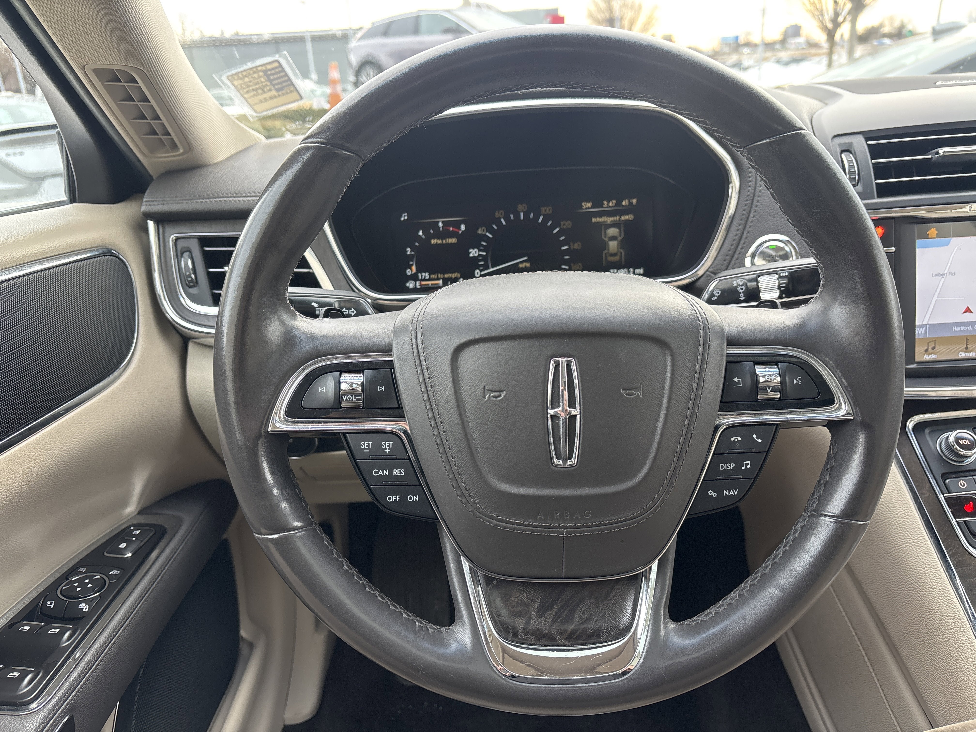 2017 Lincoln Continental Select
