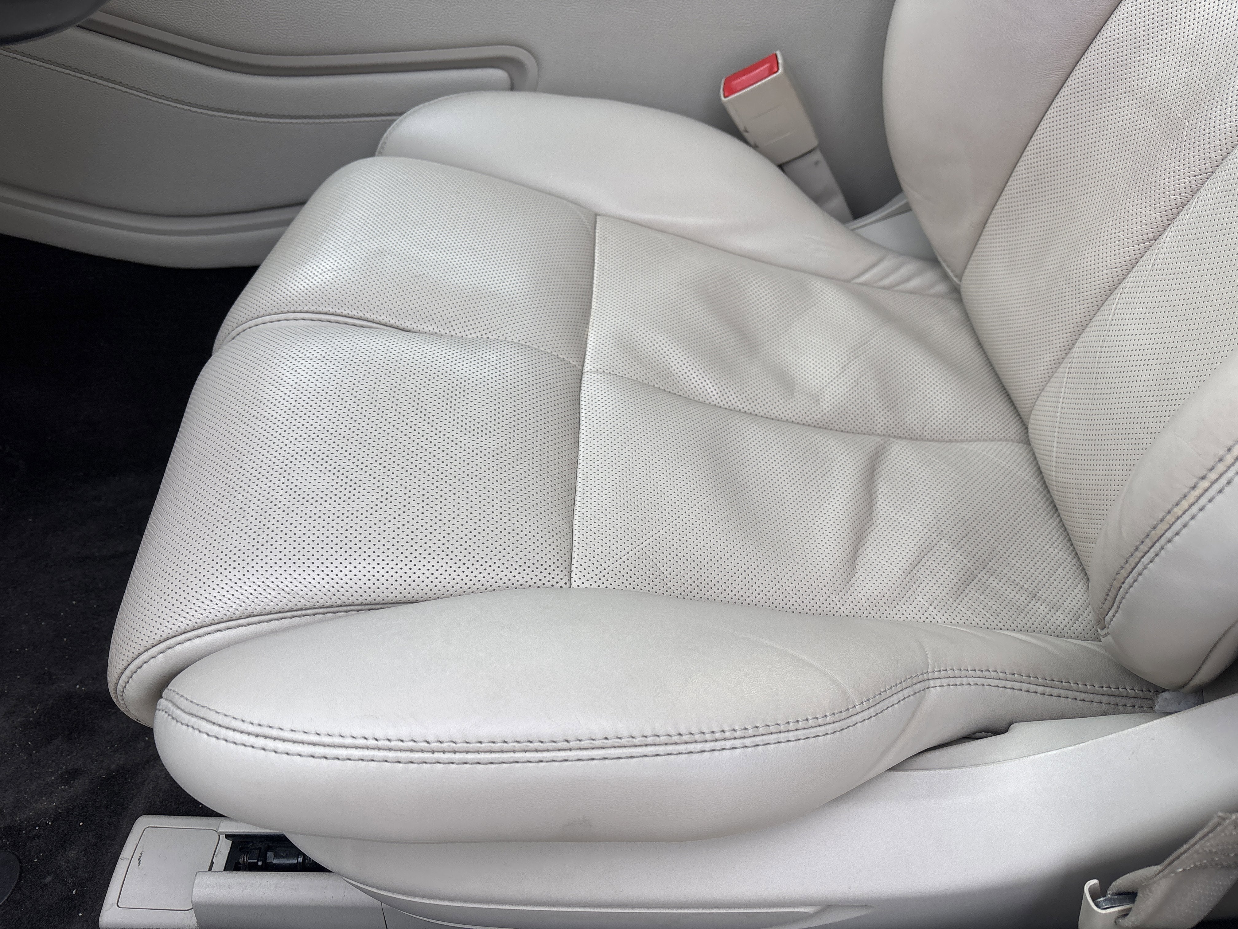 2017 Lincoln Continental Select