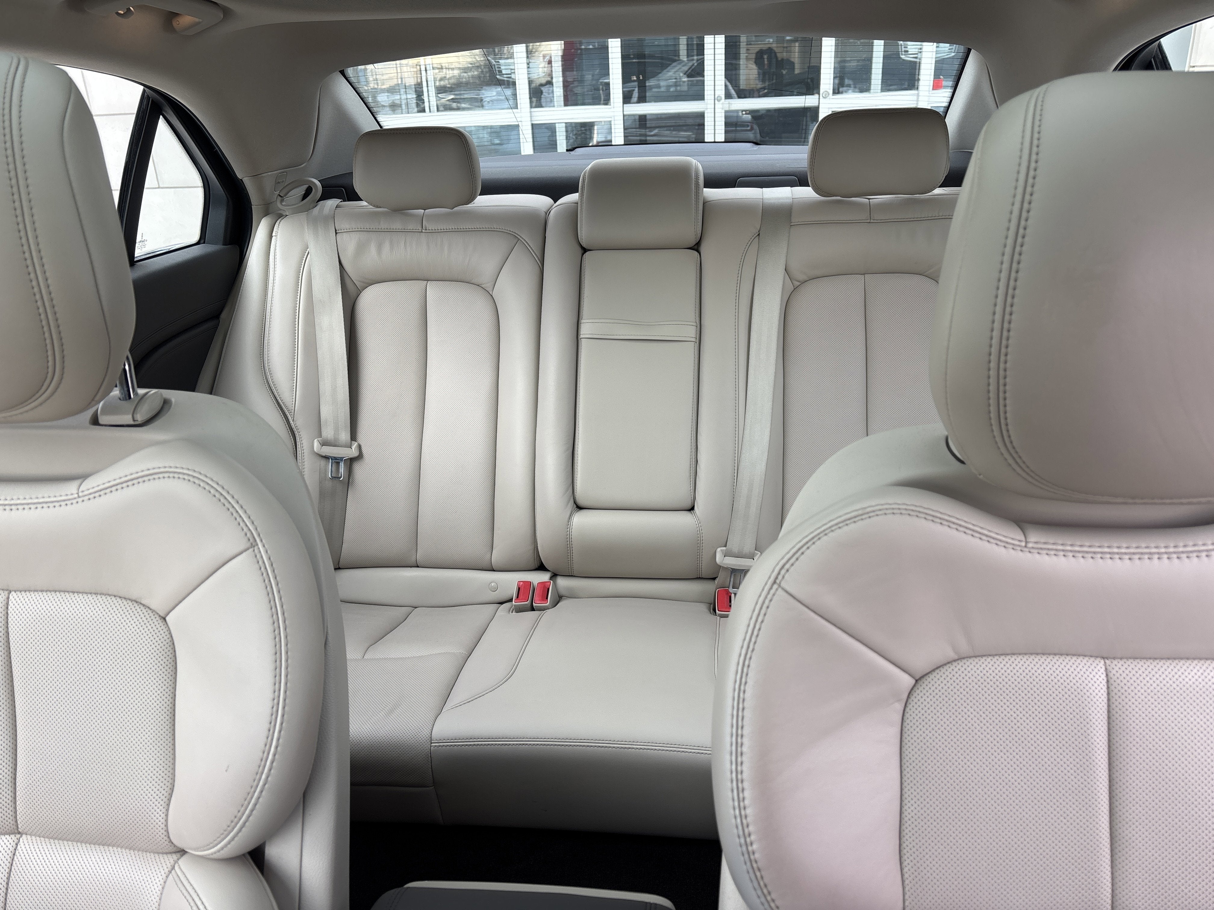 2017 Lincoln Continental Select