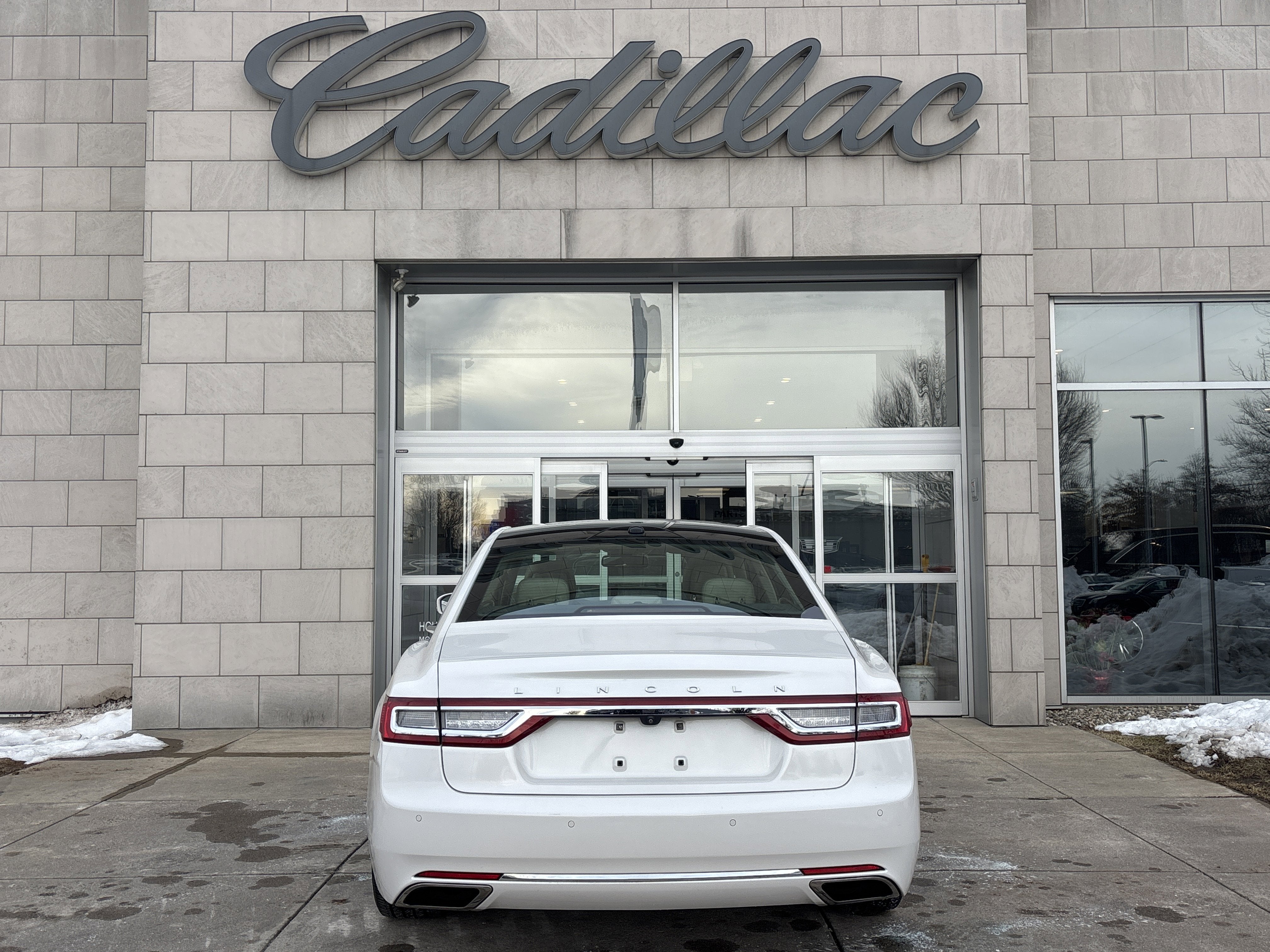 2017 Lincoln Continental Select