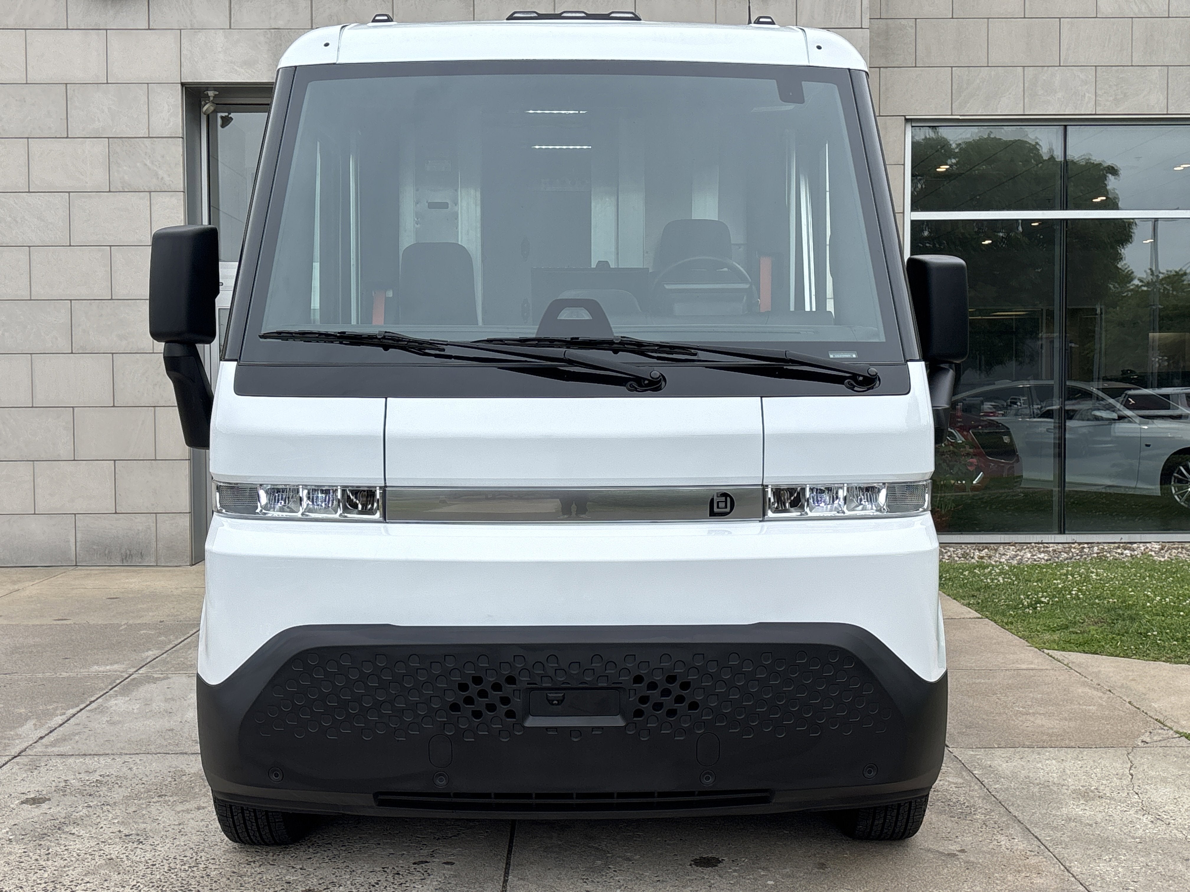 2024 BrightDrop Zevo 400 EJY