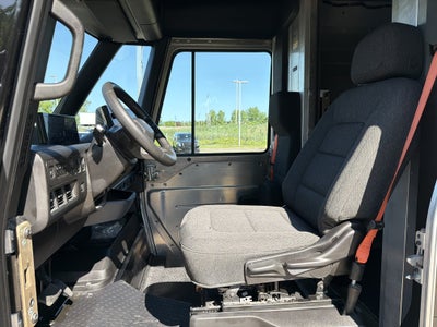 2024 BrightDrop Zevo 600 EJY