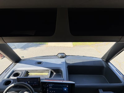 2024 BrightDrop Zevo 600 EJY