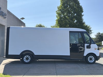 2024 BrightDrop Zevo 600 EJY