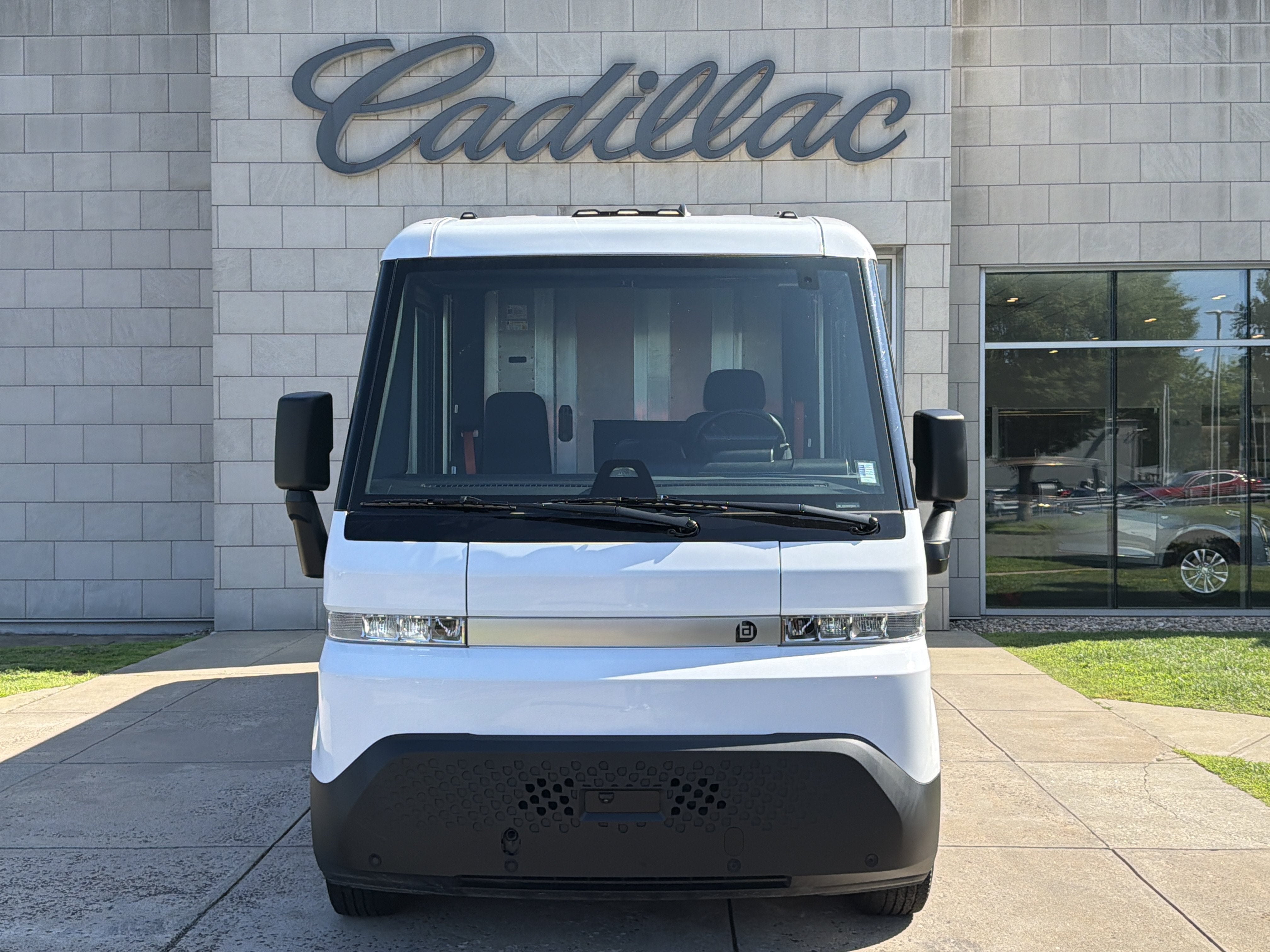 2024 BrightDrop Zevo 600 EJY