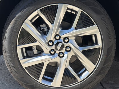 2027 Cadillac OPTIQ Luxury