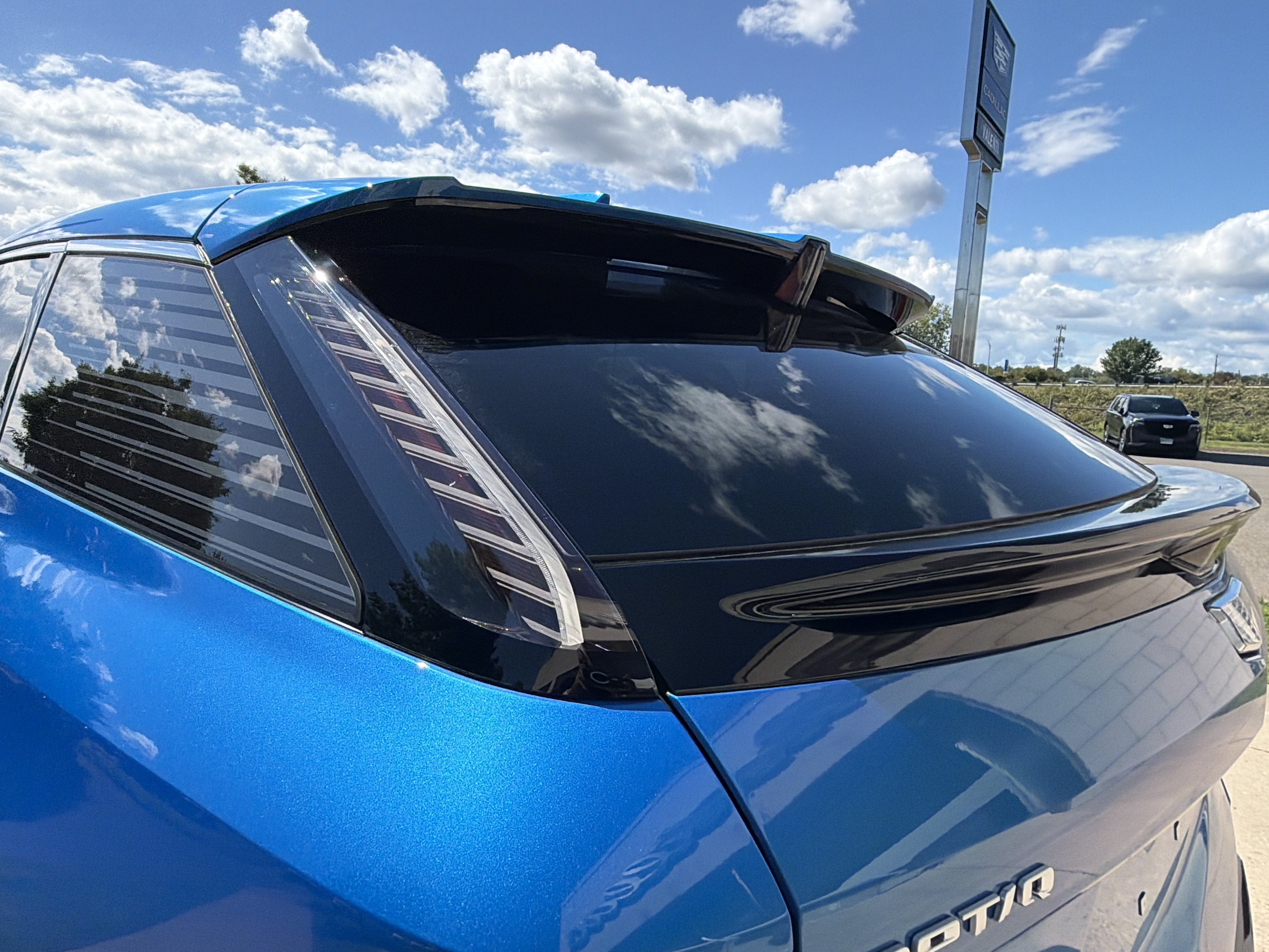 2027 Cadillac OPTIQ Luxury