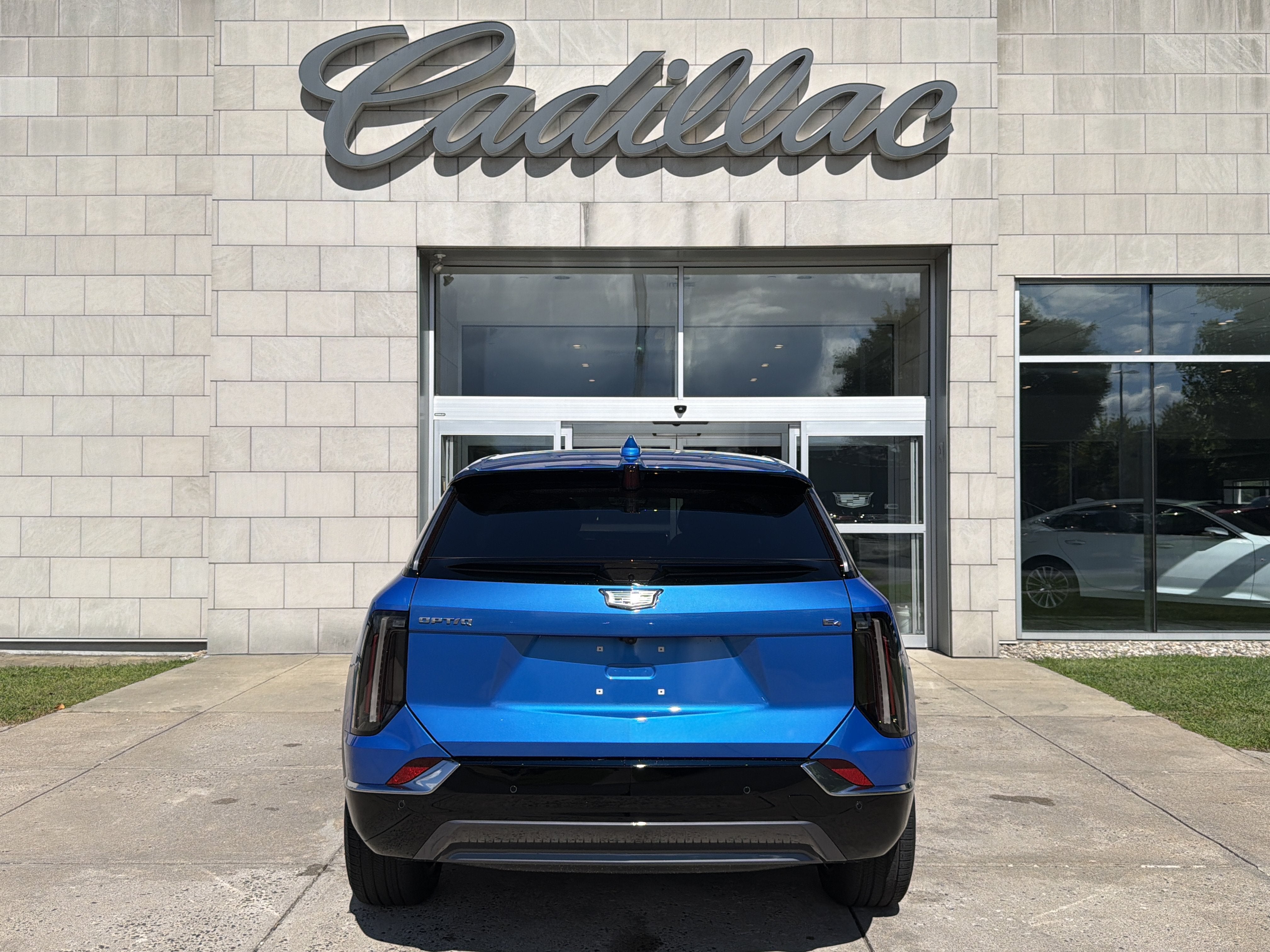 2027 Cadillac OPTIQ Luxury