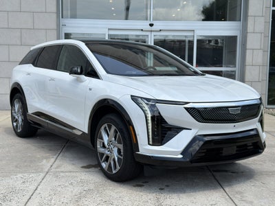 2025 Cadillac OPTIQ Luxury 1