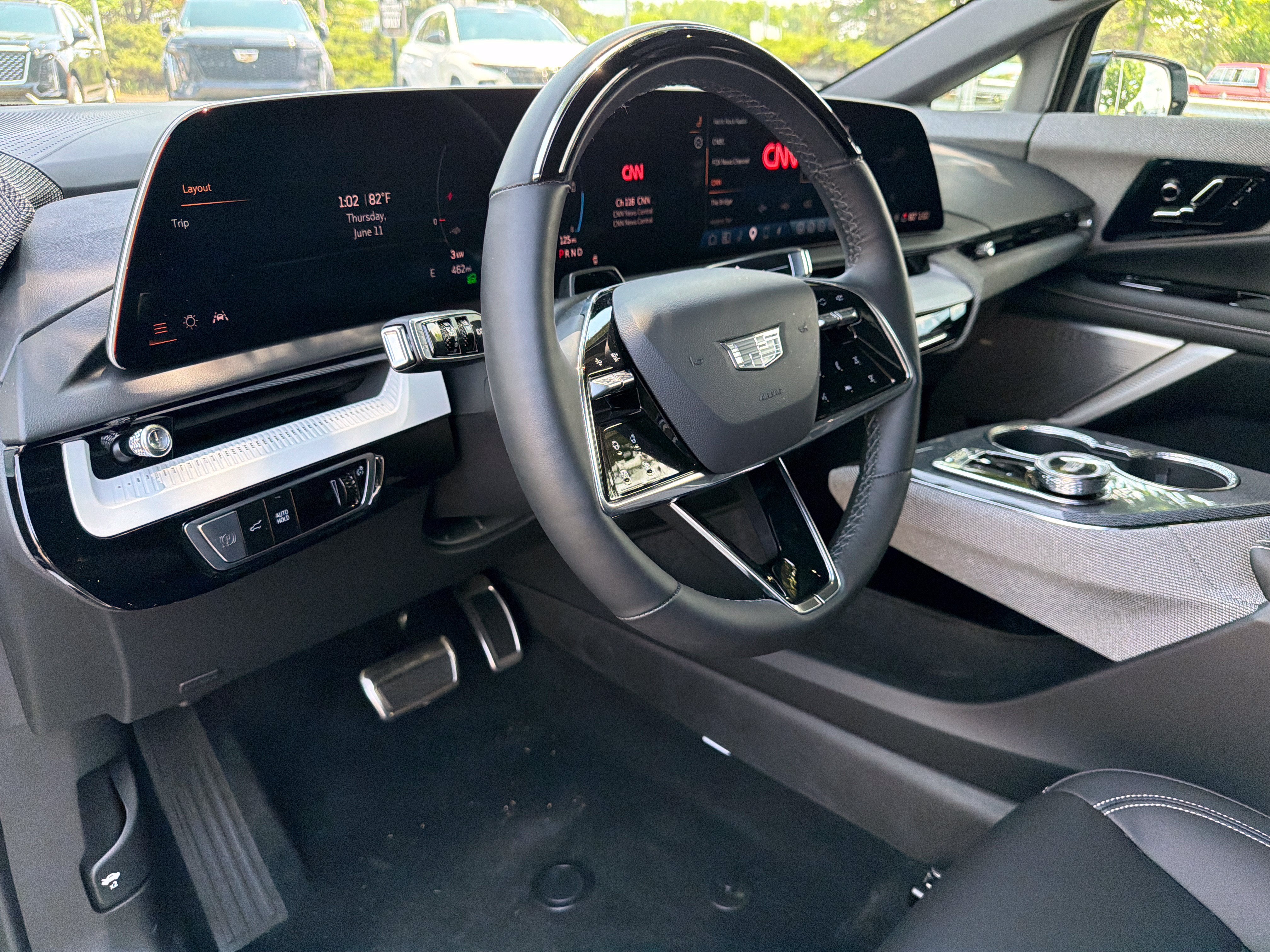 2025 Cadillac OPTIQ Luxury 1
