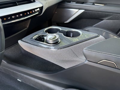 2025 Cadillac OPTIQ Luxury 1