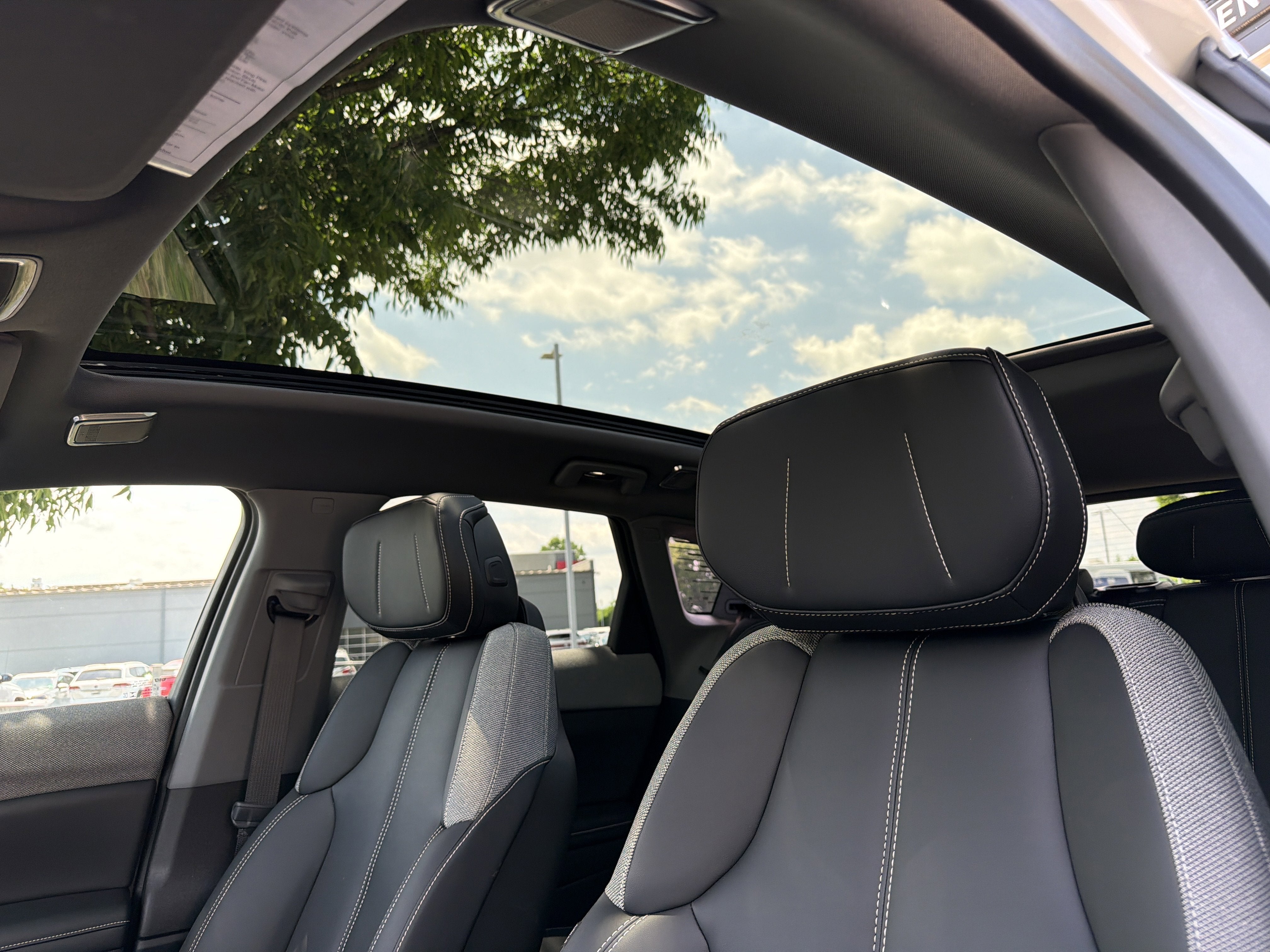 2025 Cadillac OPTIQ Luxury 1